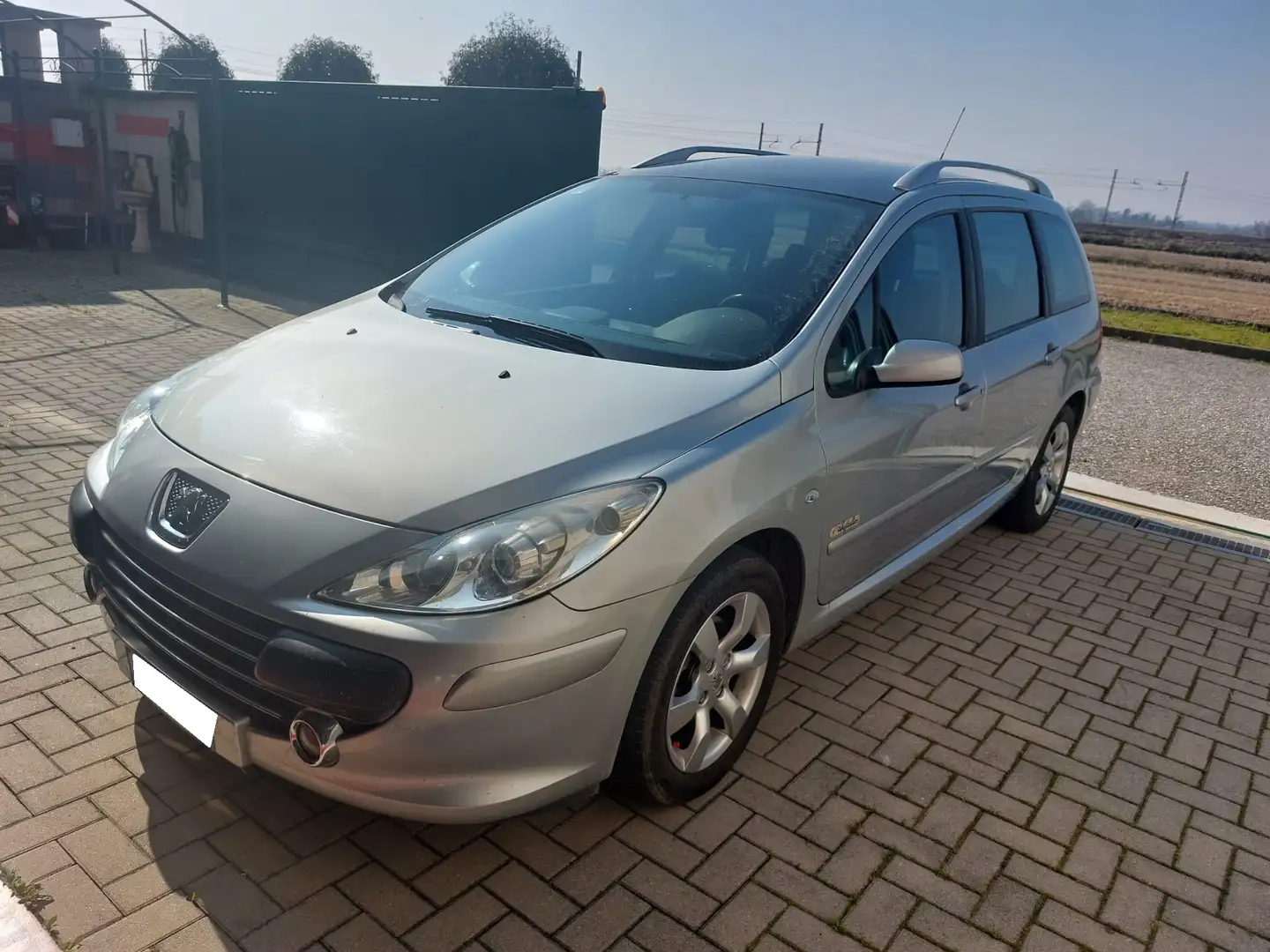 Peugeot 307 307 SW 1.6 hdi 16v Australian Silber - 2