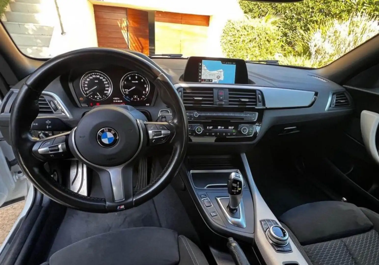 BMW 218 218dA Cabrio - 2