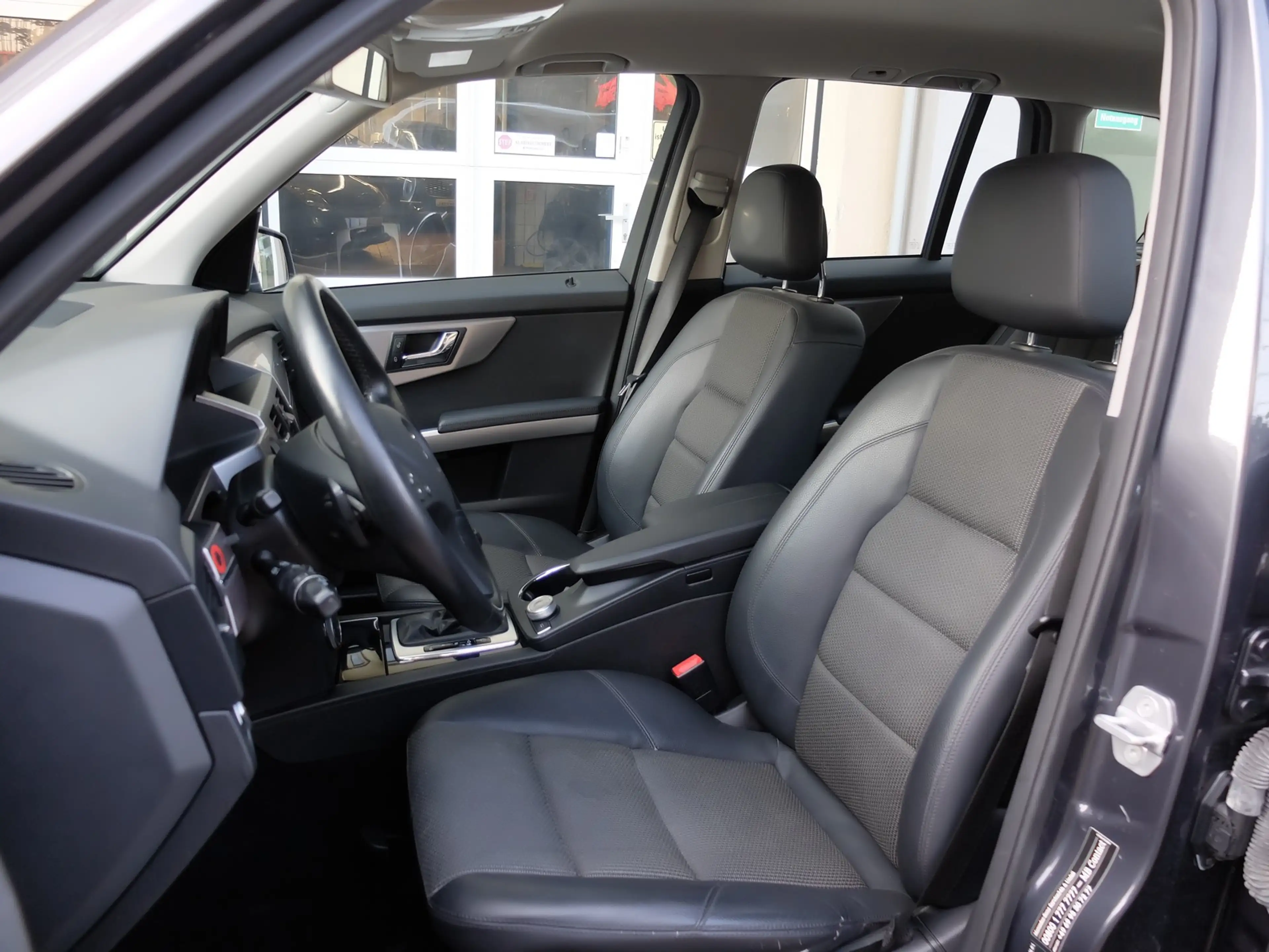 Mercedes-Benz GLK 220 4Matic Automatik AHK Sportpaket — photo 11