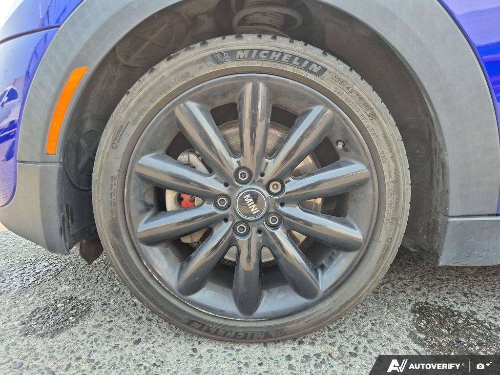 2017 MINI 3 Door HB S | Manual Transmission, 3-Stage Heated Front S — снимка 1