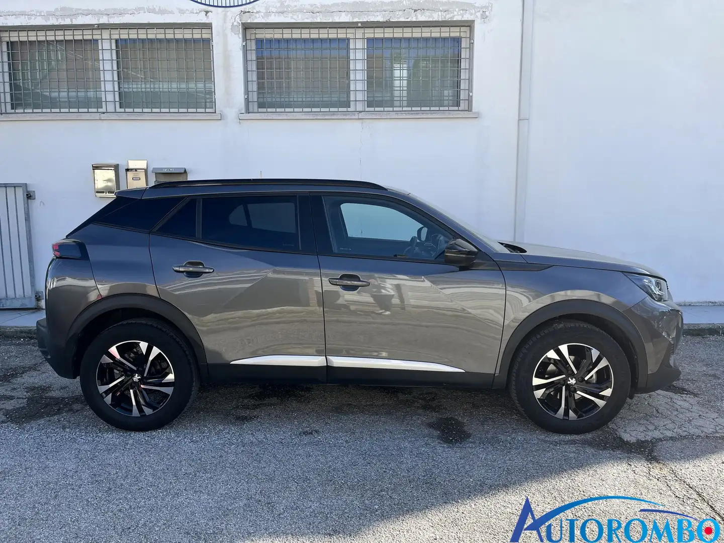 Peugeot 2008 2008 PureTech 100 S&S Allure Pack - 2