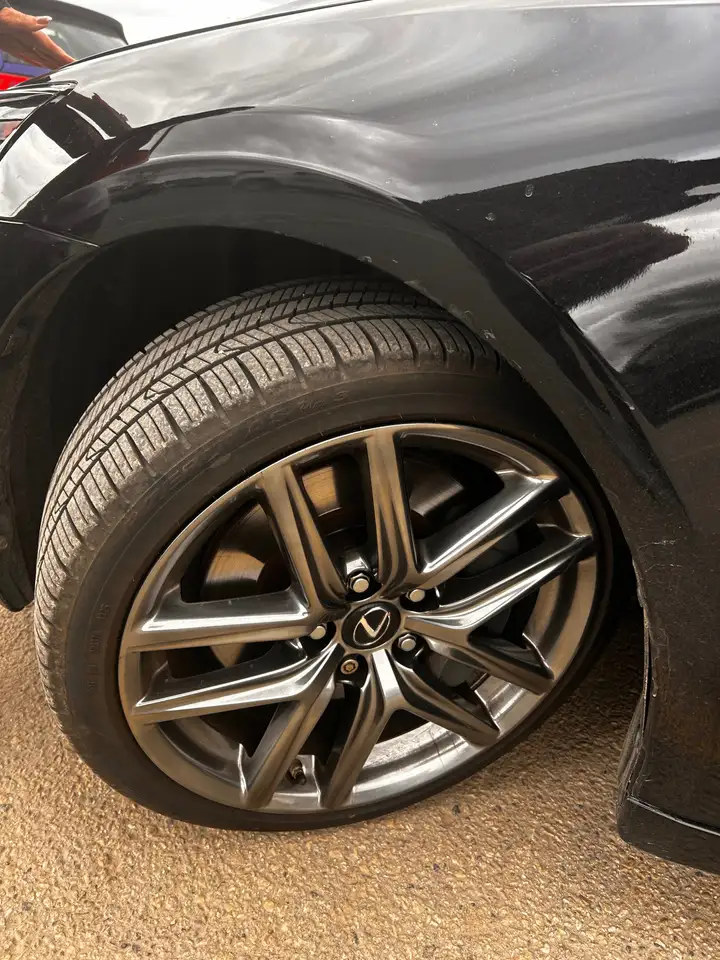 Lexus IS снимка Lexus IS