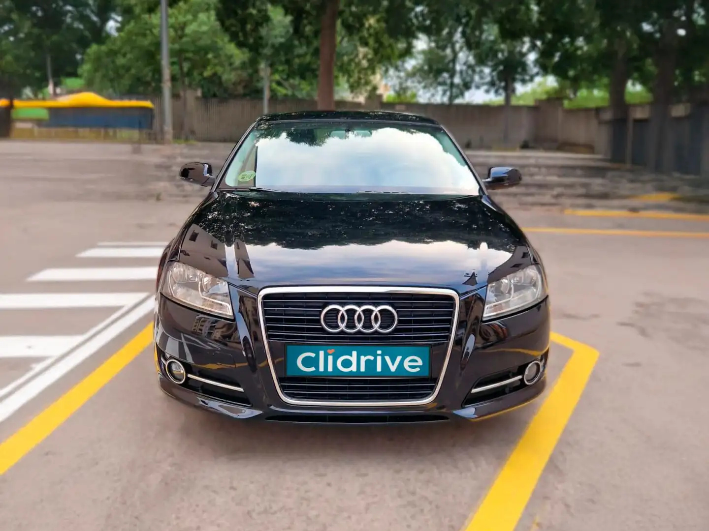 Audi A3 Sportback 1.6TDI Ambition Negro - 2