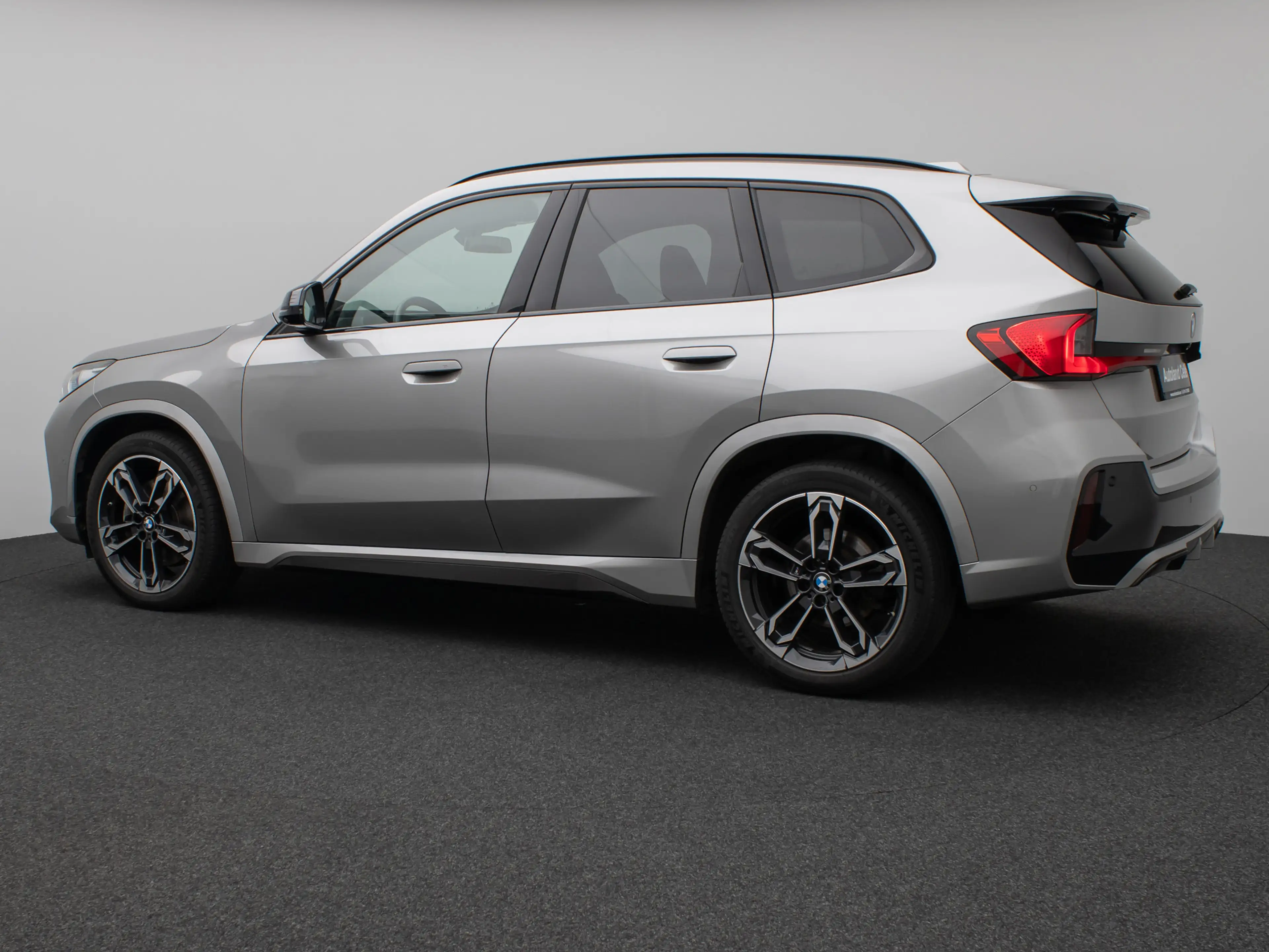 BMW X1 M Sport 360°HUD DAB H K AHK Komfort 19 — photo 10