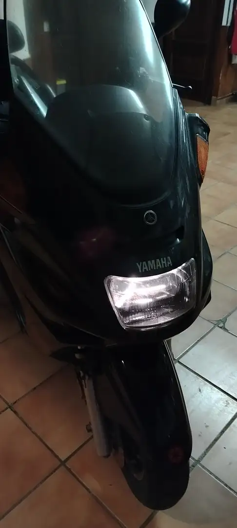 Yamaha Majesty 250 Negro - 2