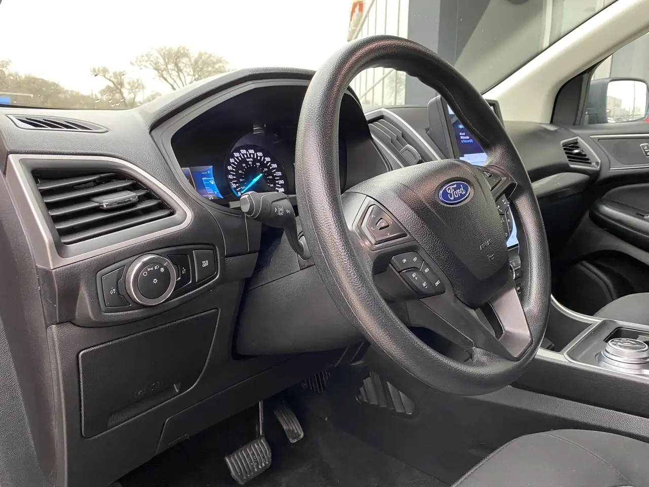 Ford Edge снимка Ford Edge