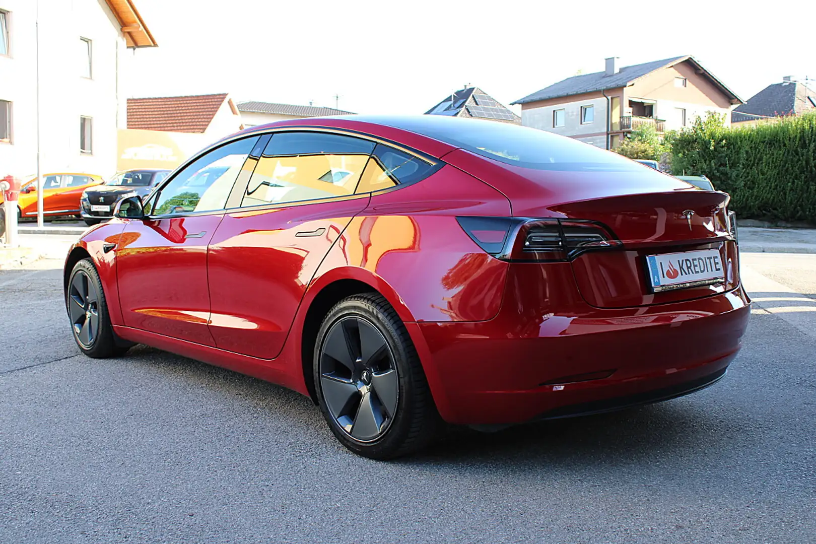 Tesla Model 3 SR RWD 60 kWh *1Besitz, Garantie bis 2031* Rot - 2