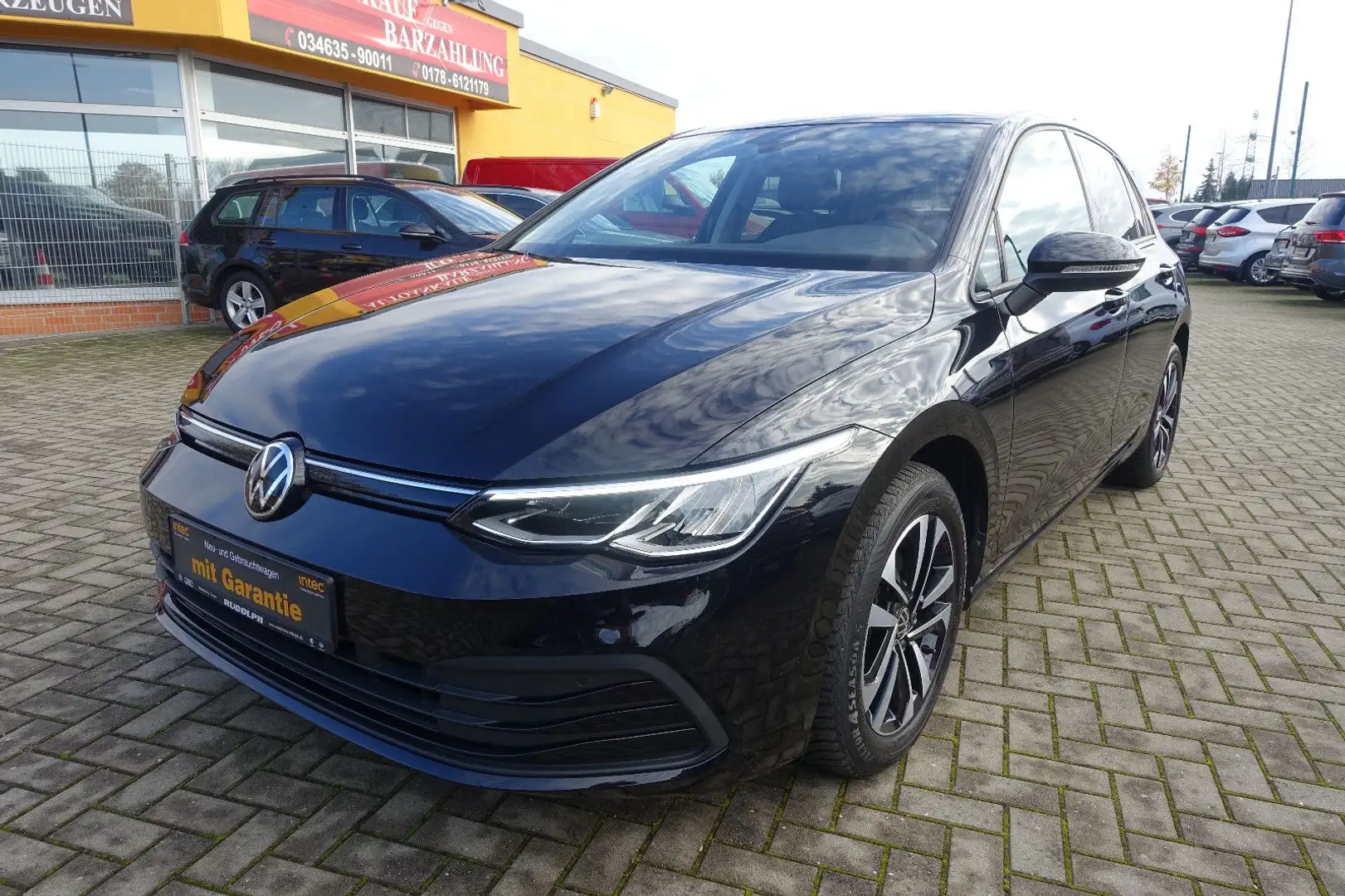 Volkswagen Golf VIII Lim. United*LED*ACC*Assist-Paket*Navi* Zwart - 1