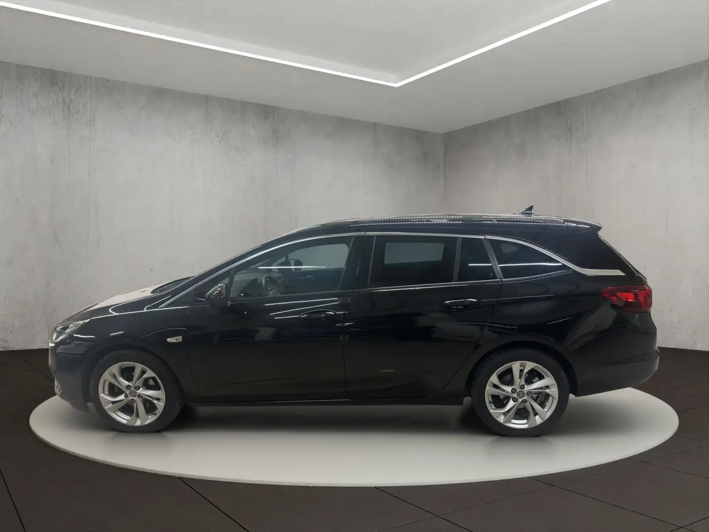 Opel Astra Sports Tourer Business Elegance Schwarz - 2