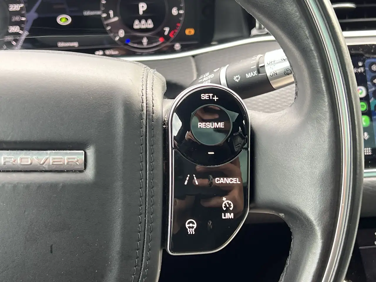 Land Rover Range Rover Evoque 2.0 P200 AWD R-Dynamic Hello Edition PANO CARPLAY, миниатюра 16