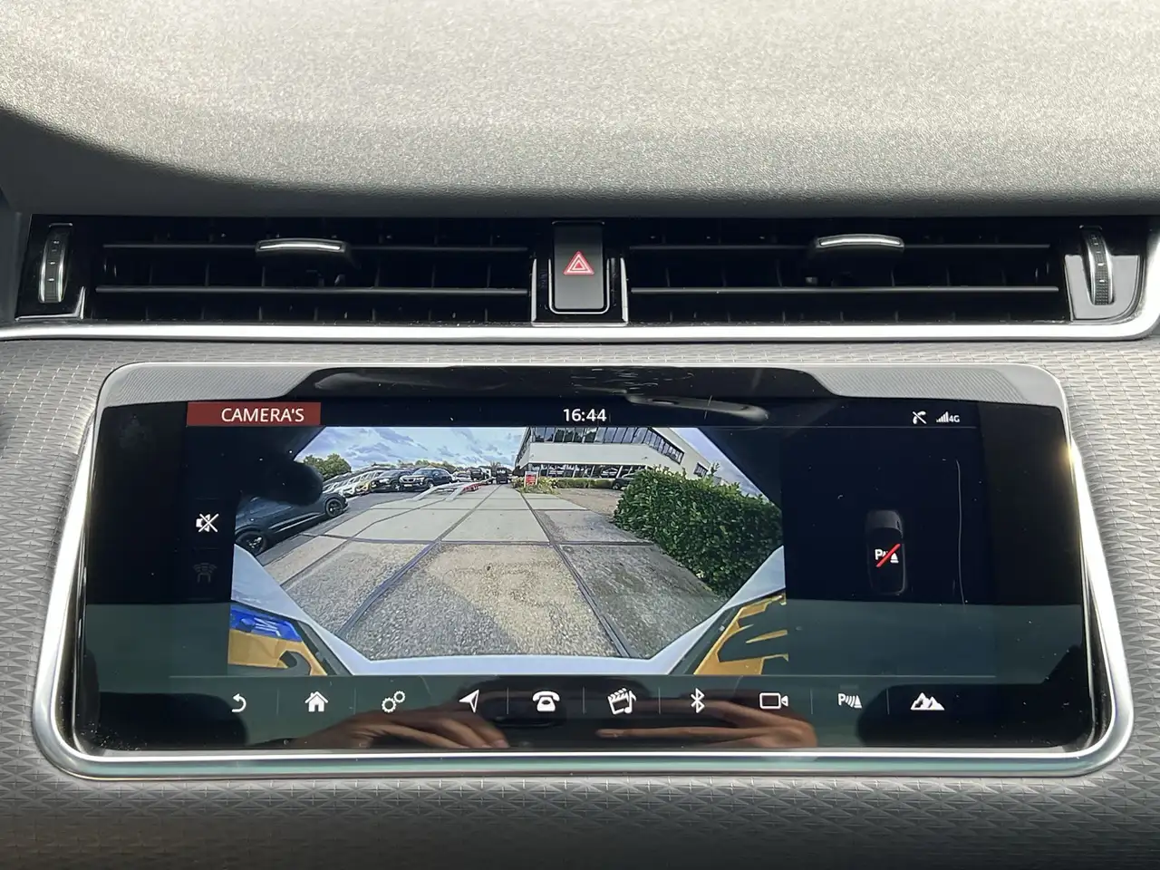 Land Rover Range Rover Evoque 2.0 P200 AWD R-Dynamic Hello Edition PANO CARPLAY, миниатюра 28