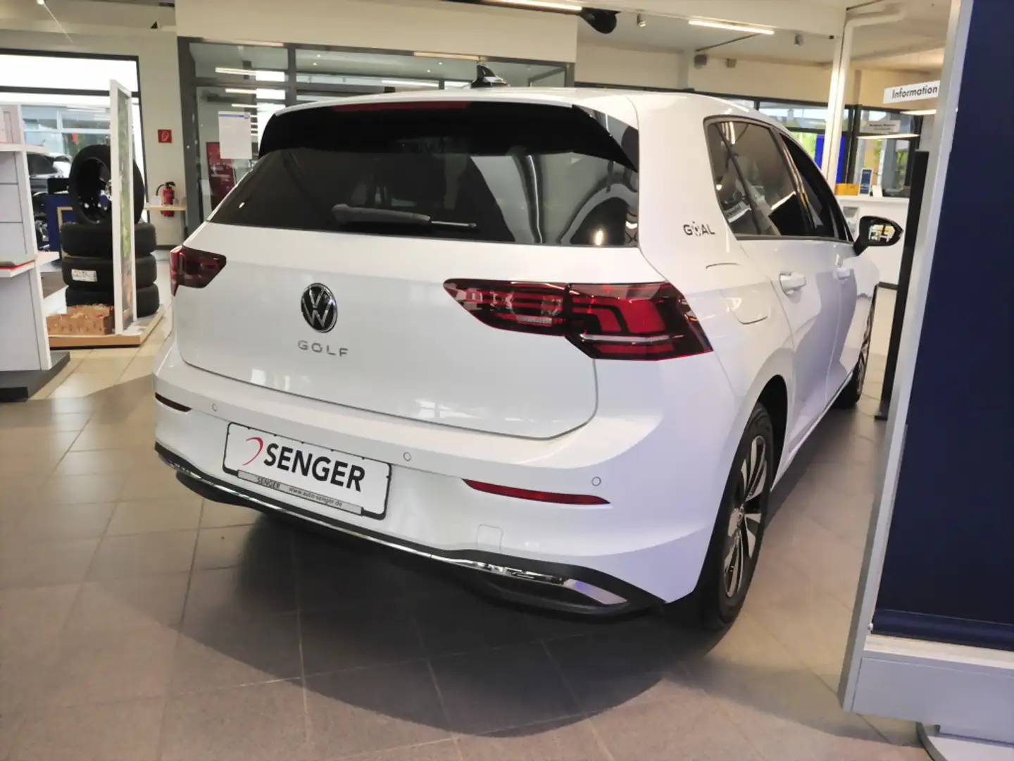 Volkswagen Golf GOAL 1,5 l TSI Travel Assist Sitzheizung Wit - 2