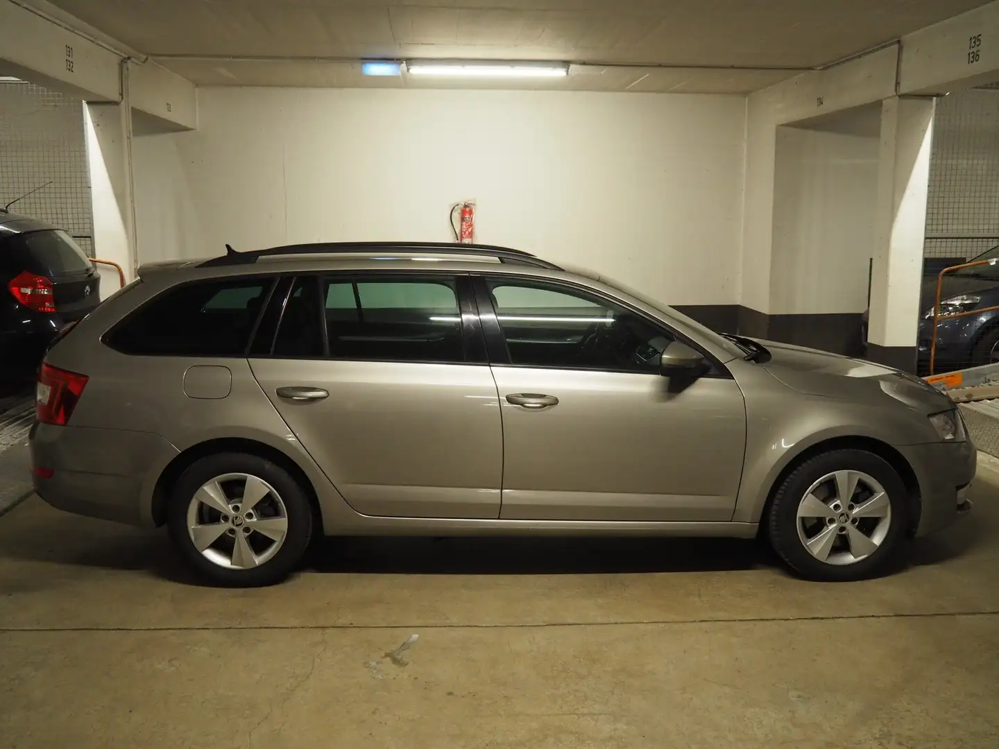 Skoda Octavia Octavia Combi 1.8 TSI Green tec DSG Elegance Beige - 2