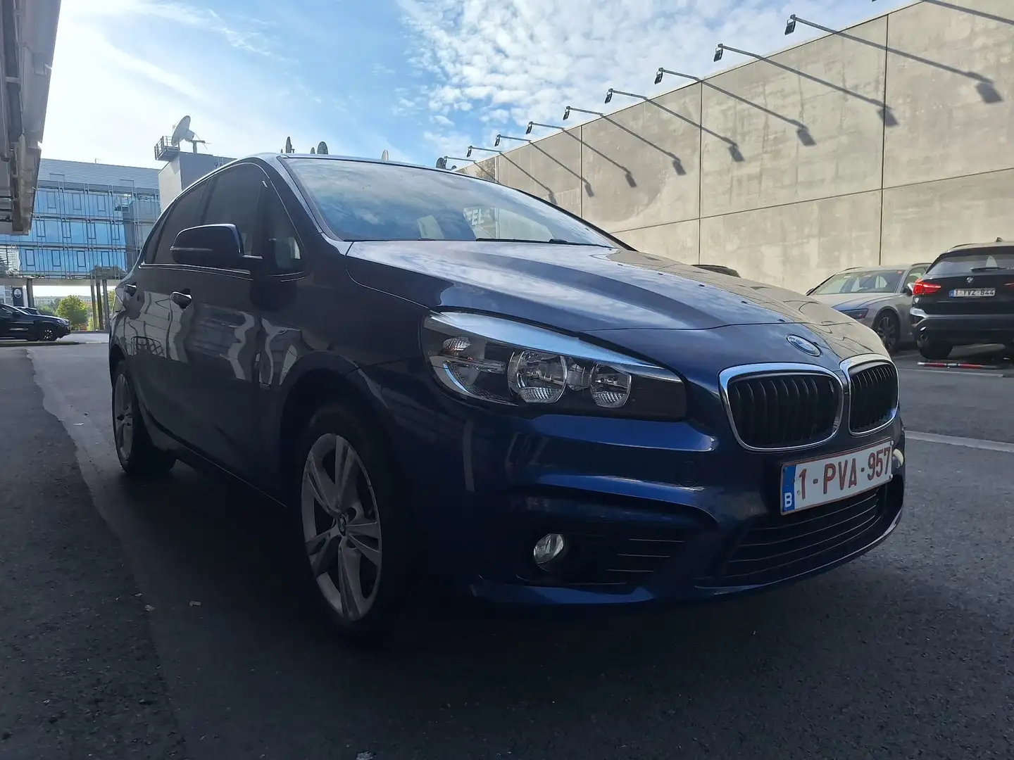BMW 216 216d Active Tourer Luxury Line - 2