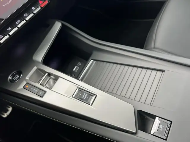 Peugeot 308 view 14