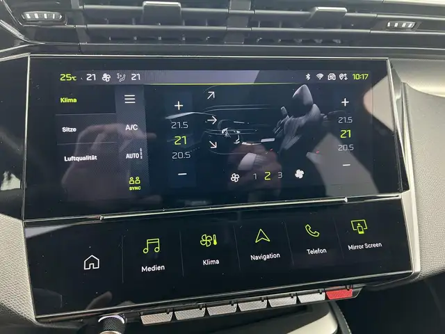 Peugeot 308 view 12