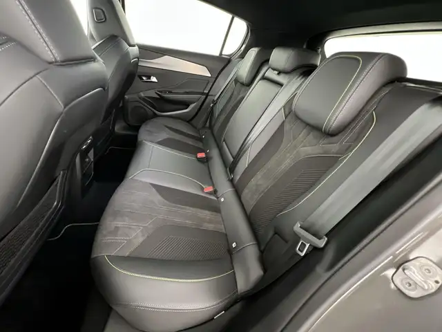 Peugeot 308 view 8