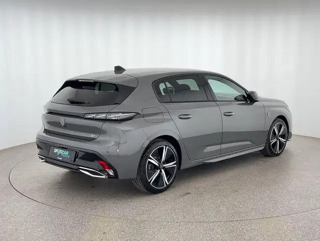 Peugeot 308 view 5