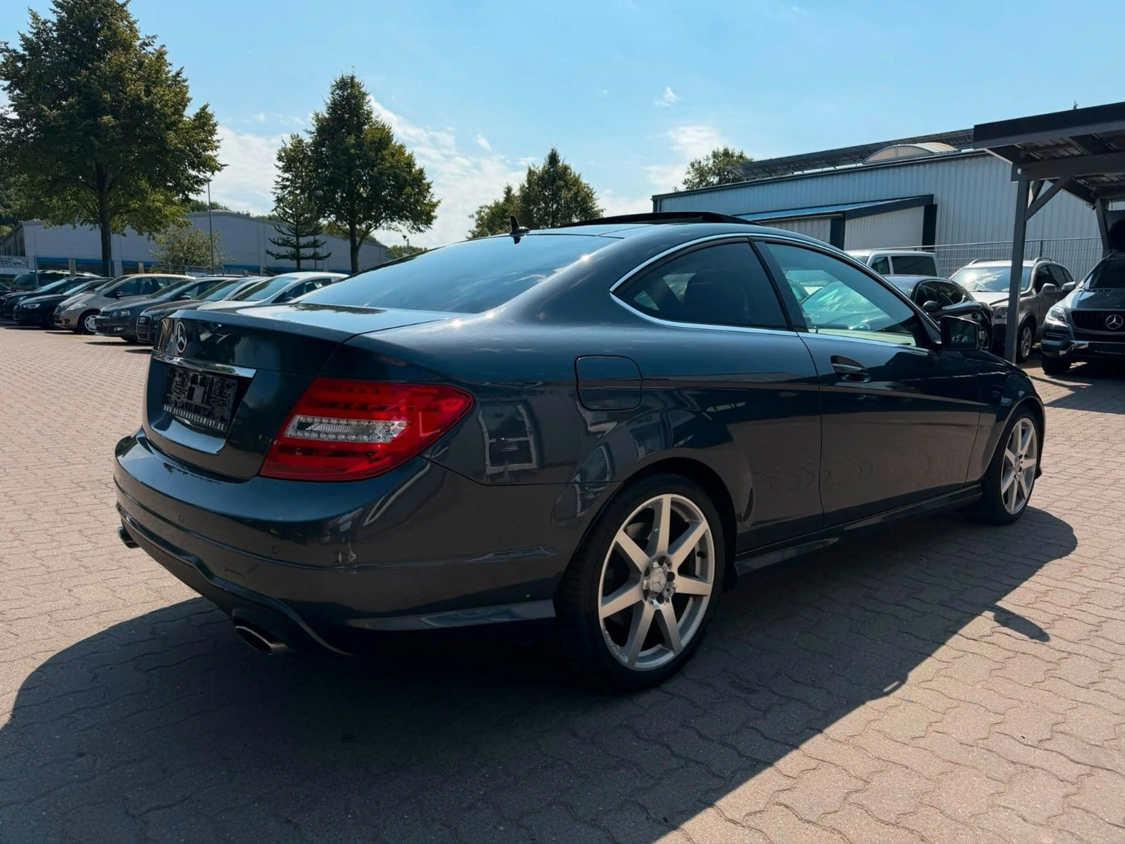 Mercedes-Benz C 350 Coupe AMG°AUTOM°LEDER°PDC°PANO°NAVI°18"ALU — photo 7