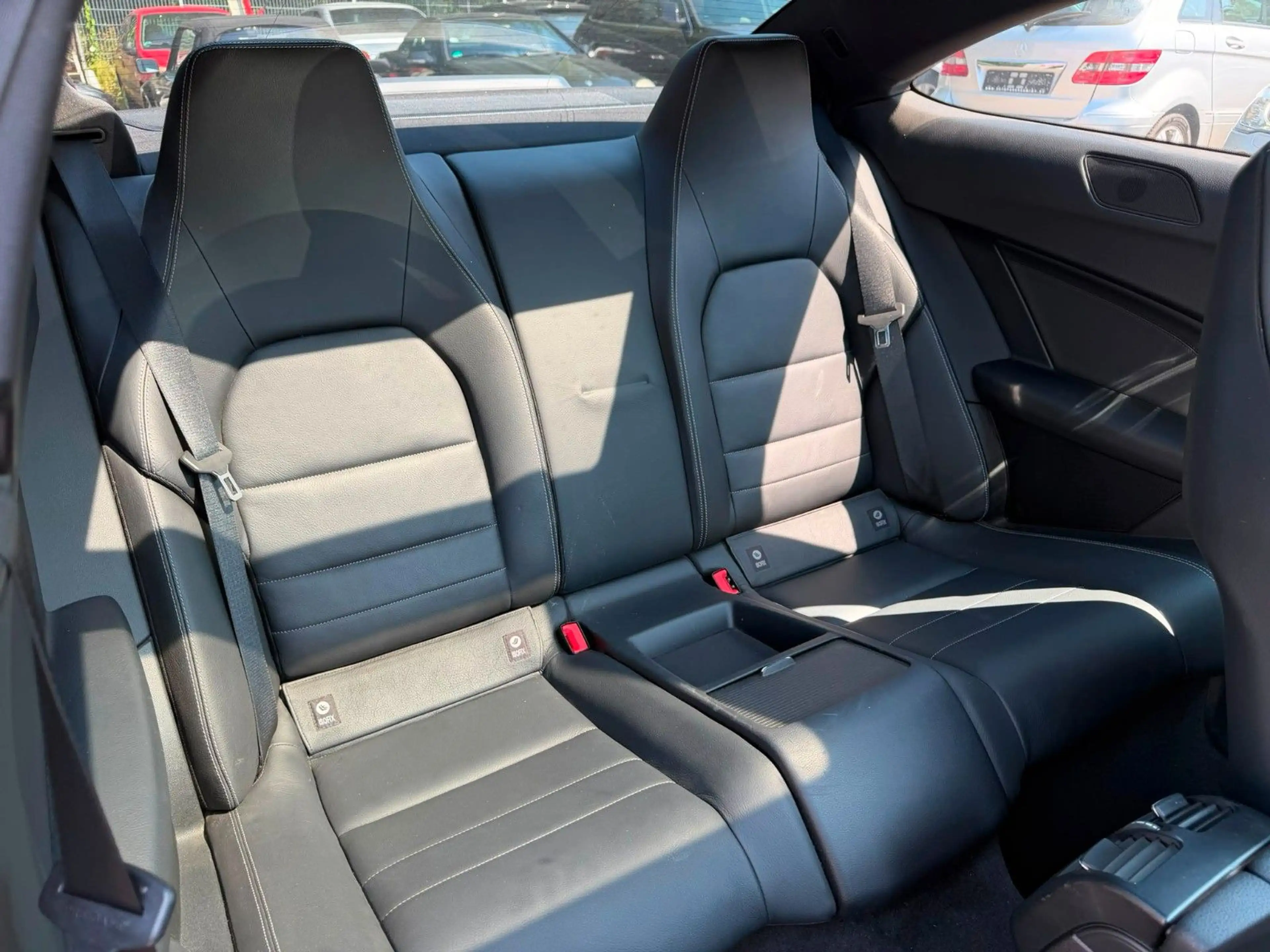 Mercedes-Benz C 350 Coupe AMG°AUTOM°LEDER°PDC°PANO°NAVI°18"ALU — photo 12