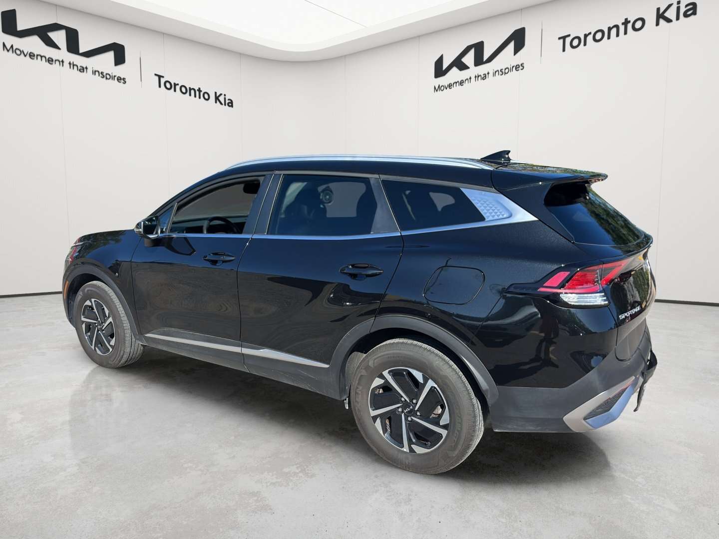 2025 Kia Sportage EX — снимка 1