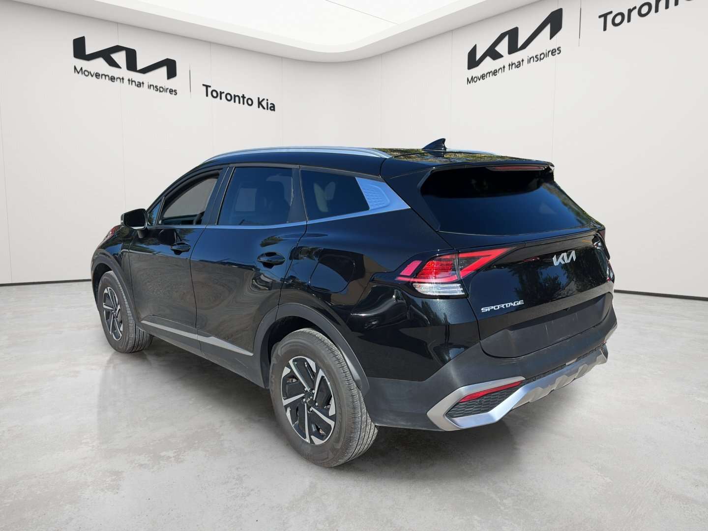 2025 Kia Sportage EX — снимка 1