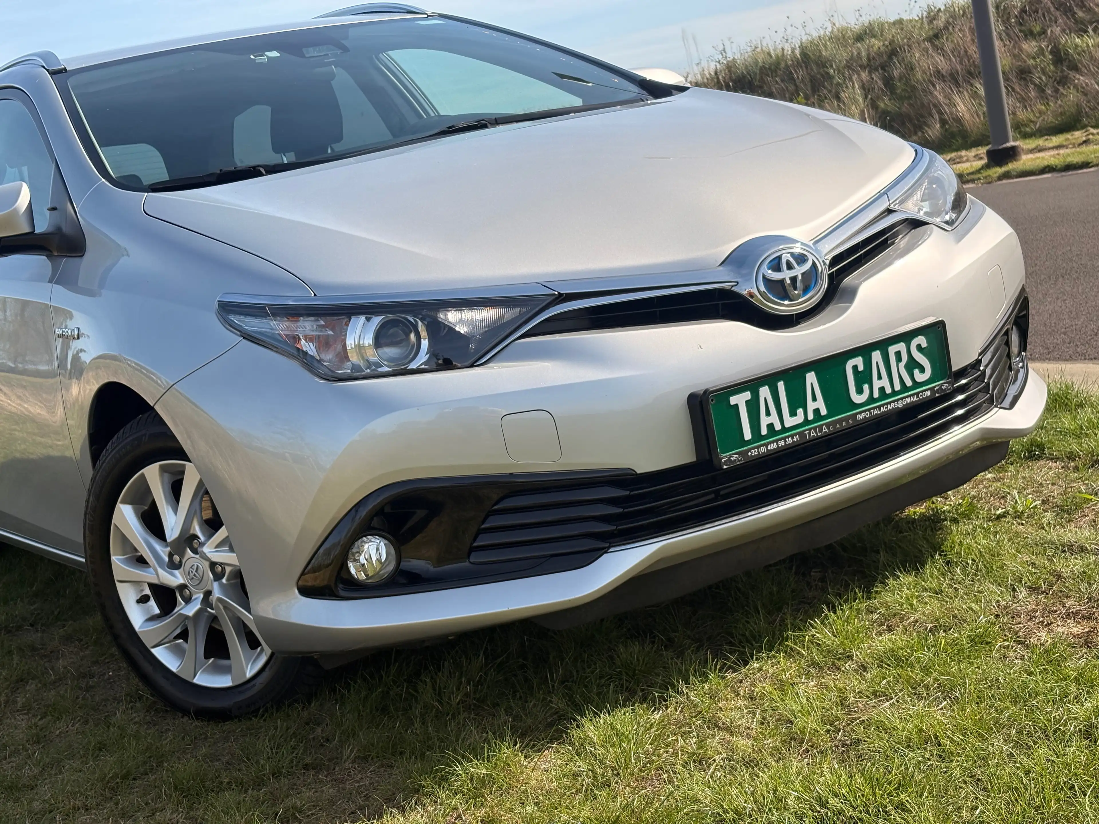 Toyota Auris Auris SW HEV 1.8i Hybrid - Navi - Att. Rem - Caméra - Automatique - Garantie — photo 8
