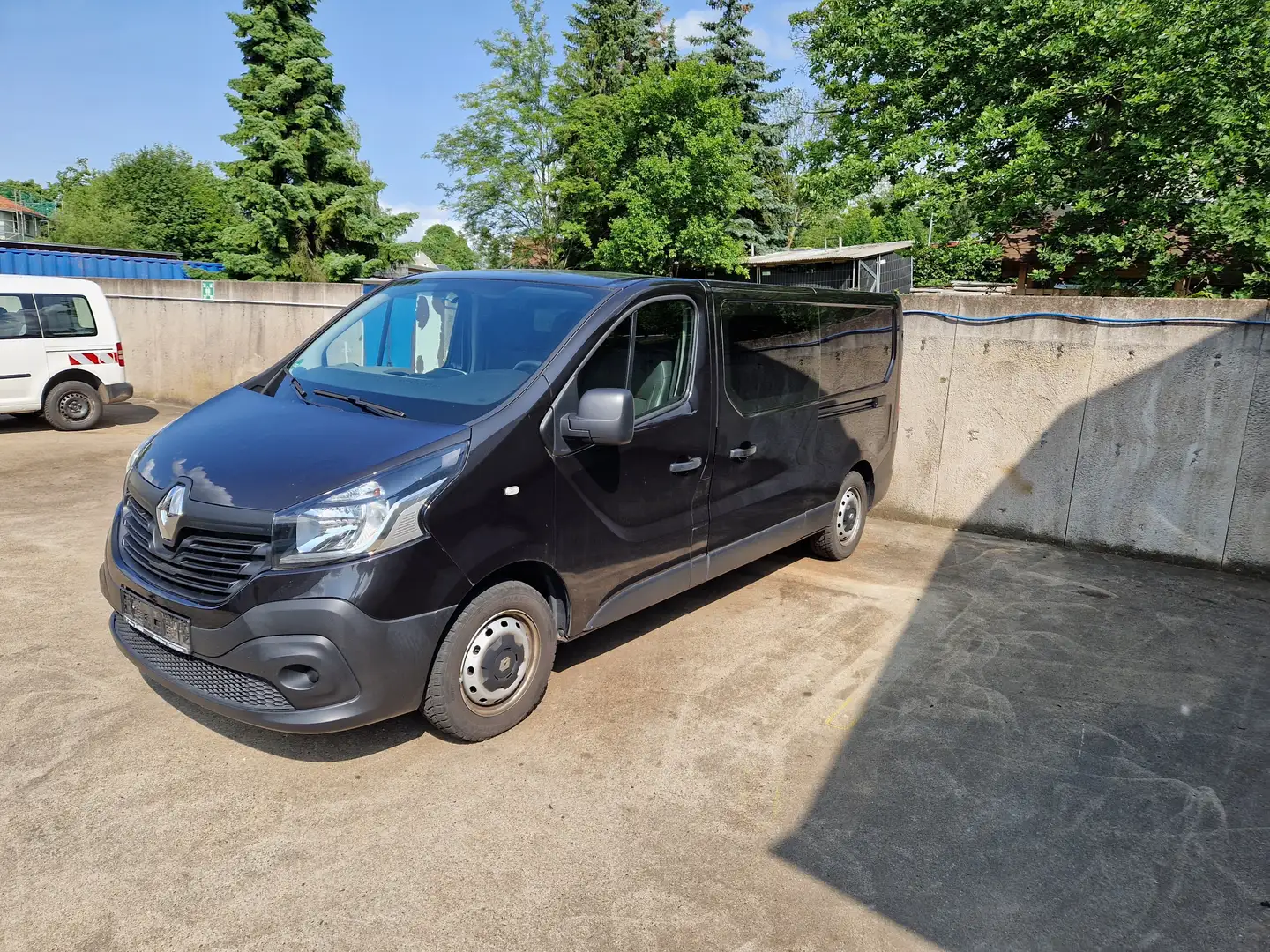 Renault Trafic Kasten L2H1 Klima, Navi, AHZV.  neu eingetroffen Schwarz - 2