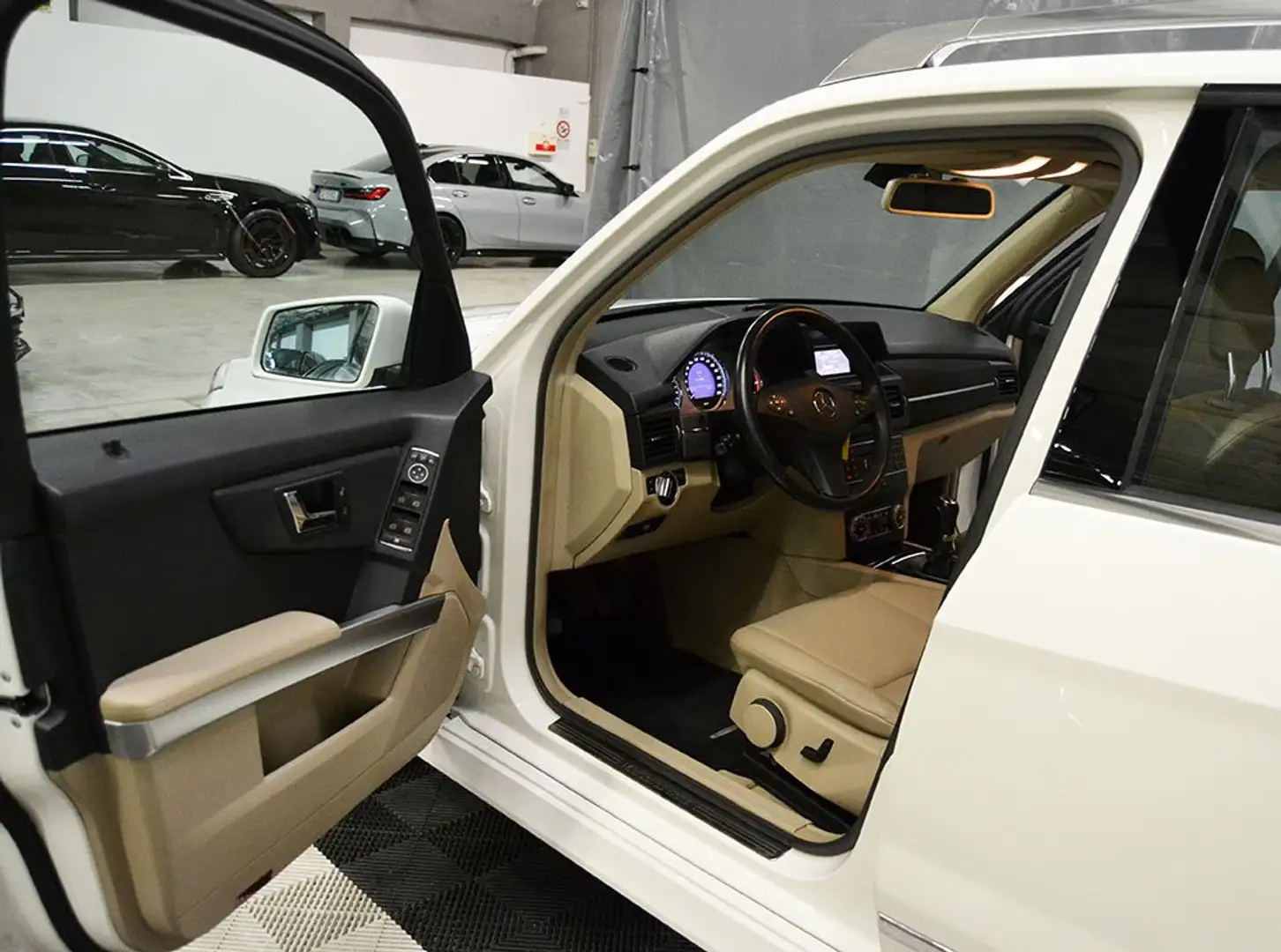Mercedes-Benz GLK 200 CDI BlueEFFICIENCY Sport Pelle Beige-Pdc-Cerchi 19 Bianco - 2