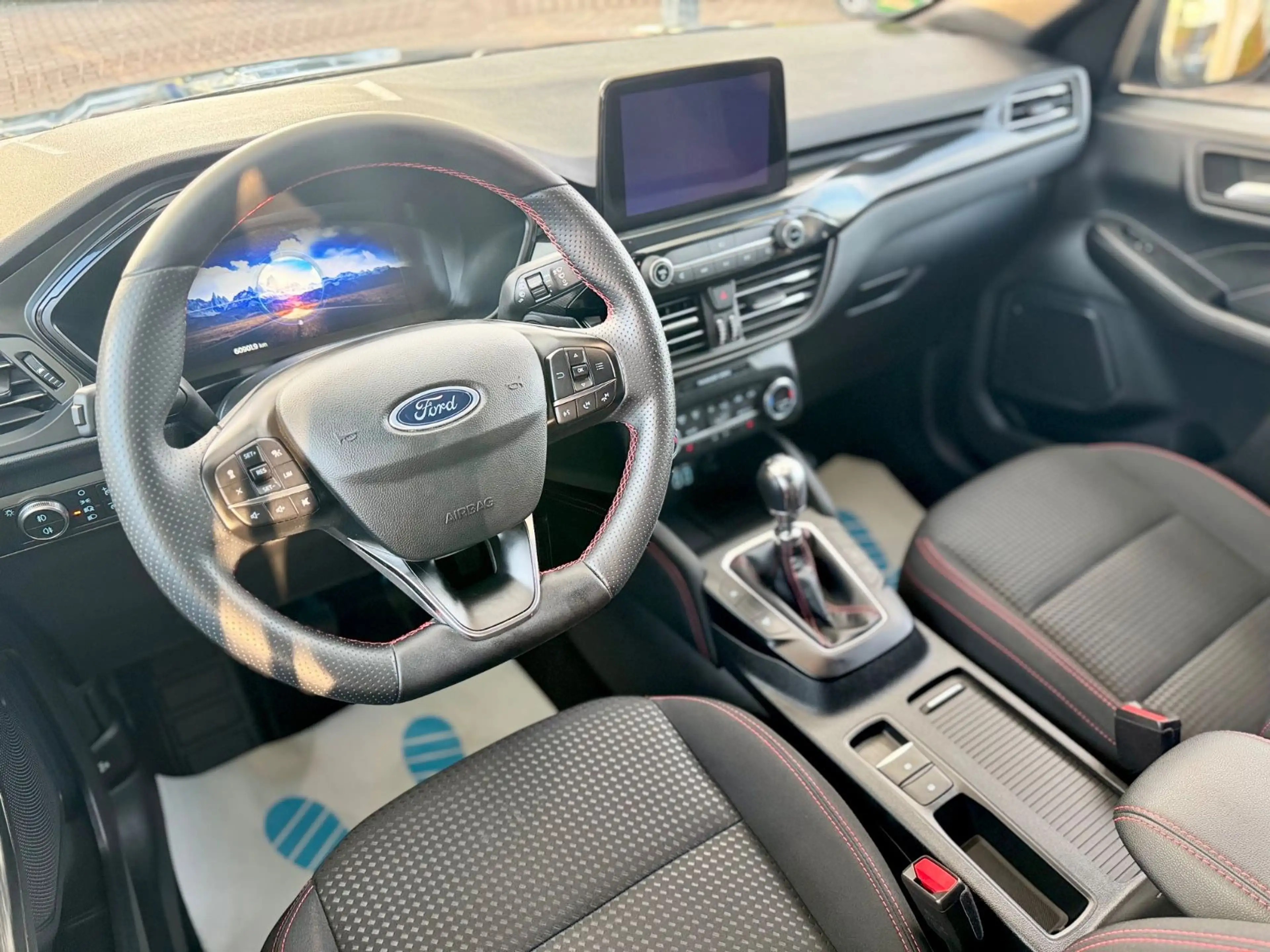 Ford Kuga ST-Line Dig. Tacho LED RKam Parklenka. Navi — photo 8
