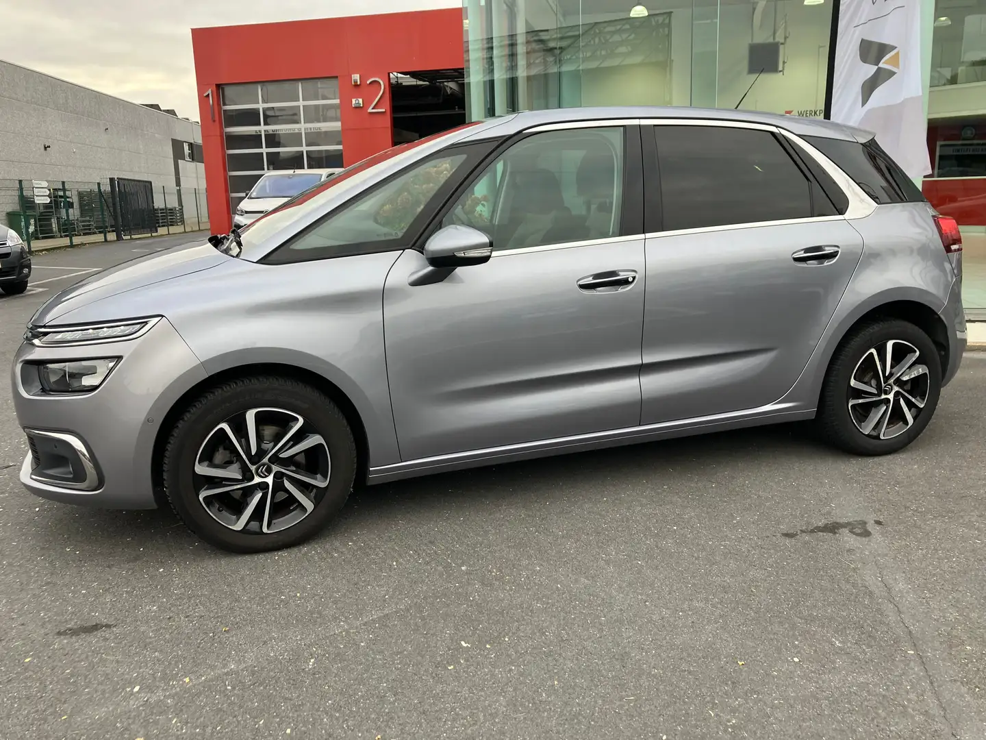 Citroen C4 Picasso C4 Picasso 16THP 165 Shine Automaat Plateado - 2