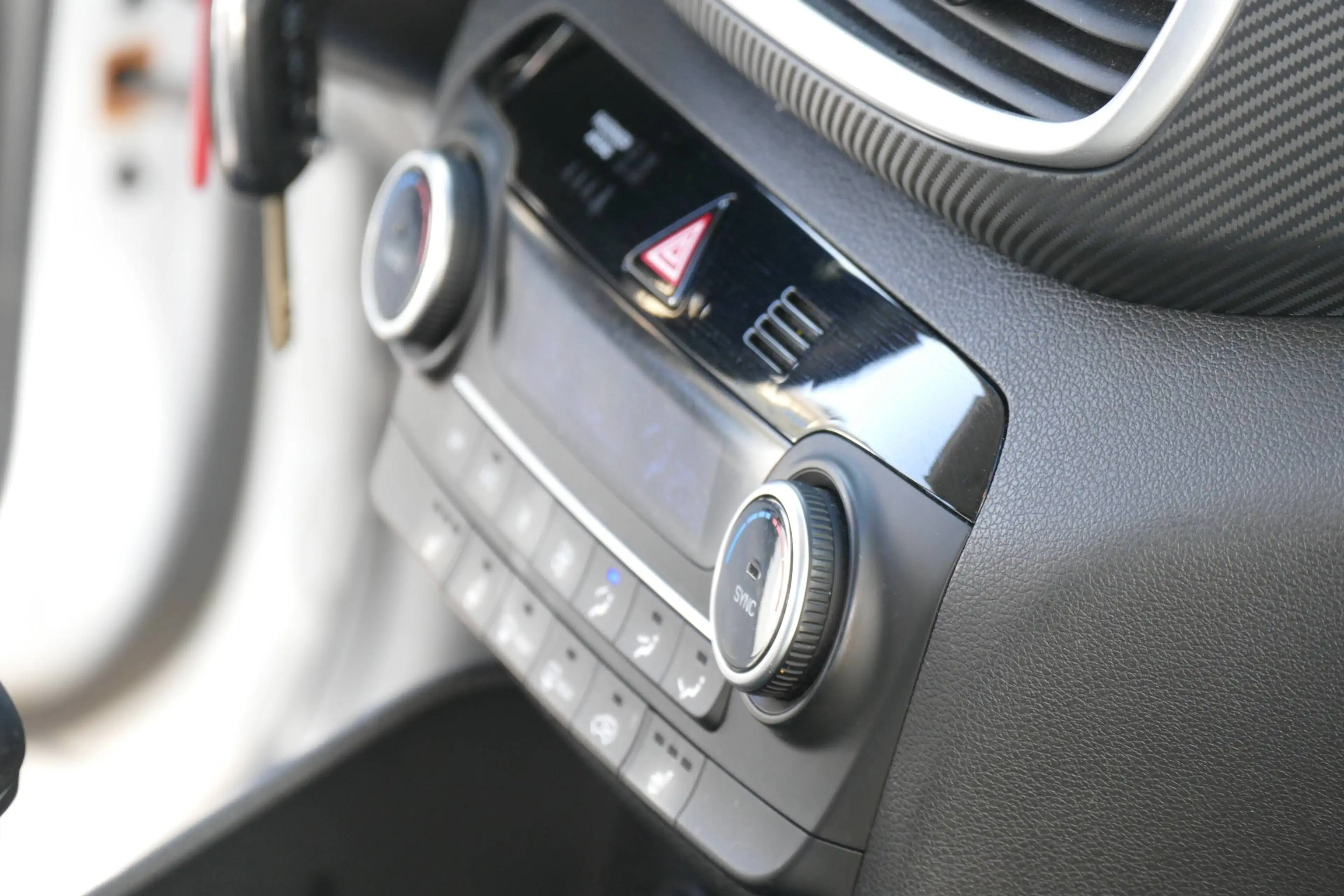 Hyundai TUCSON Advantage °1.Hand-Navi-Cam-Abnehmbare AHK° — photo 17