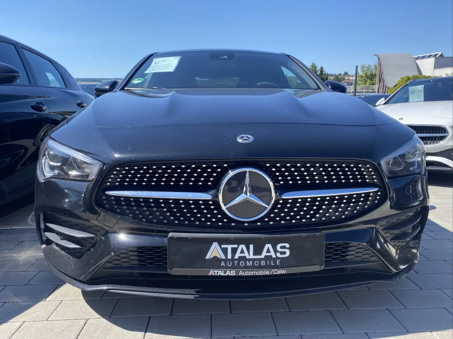 Mercedes-Benz CLA 200 d AMG LINE Night-Paket*19 AMG Alu* Schwarz - 1