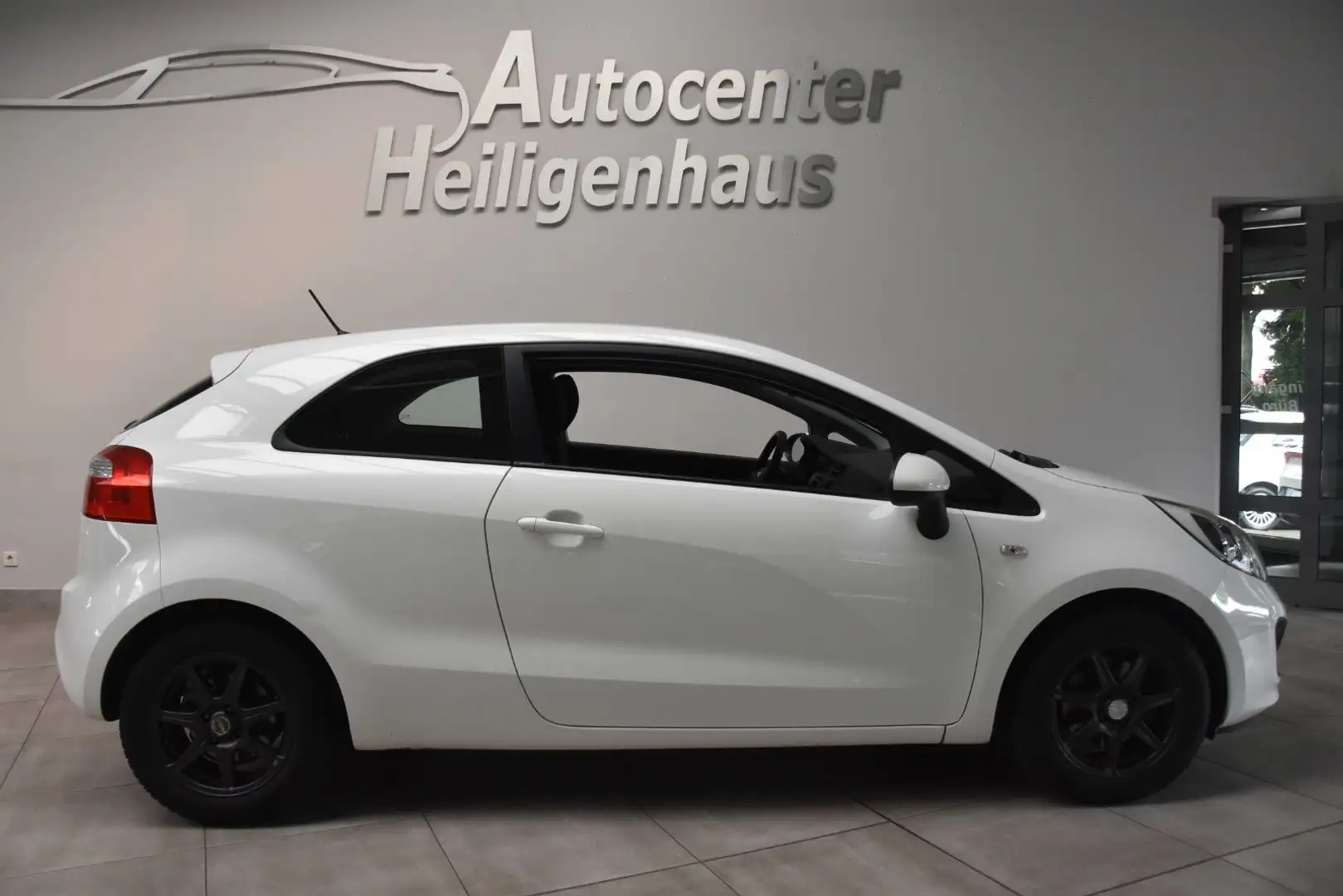 Kia Rio 1.2 Edition 7 Klima Allwetter USB E-Fenster Weiß - 2