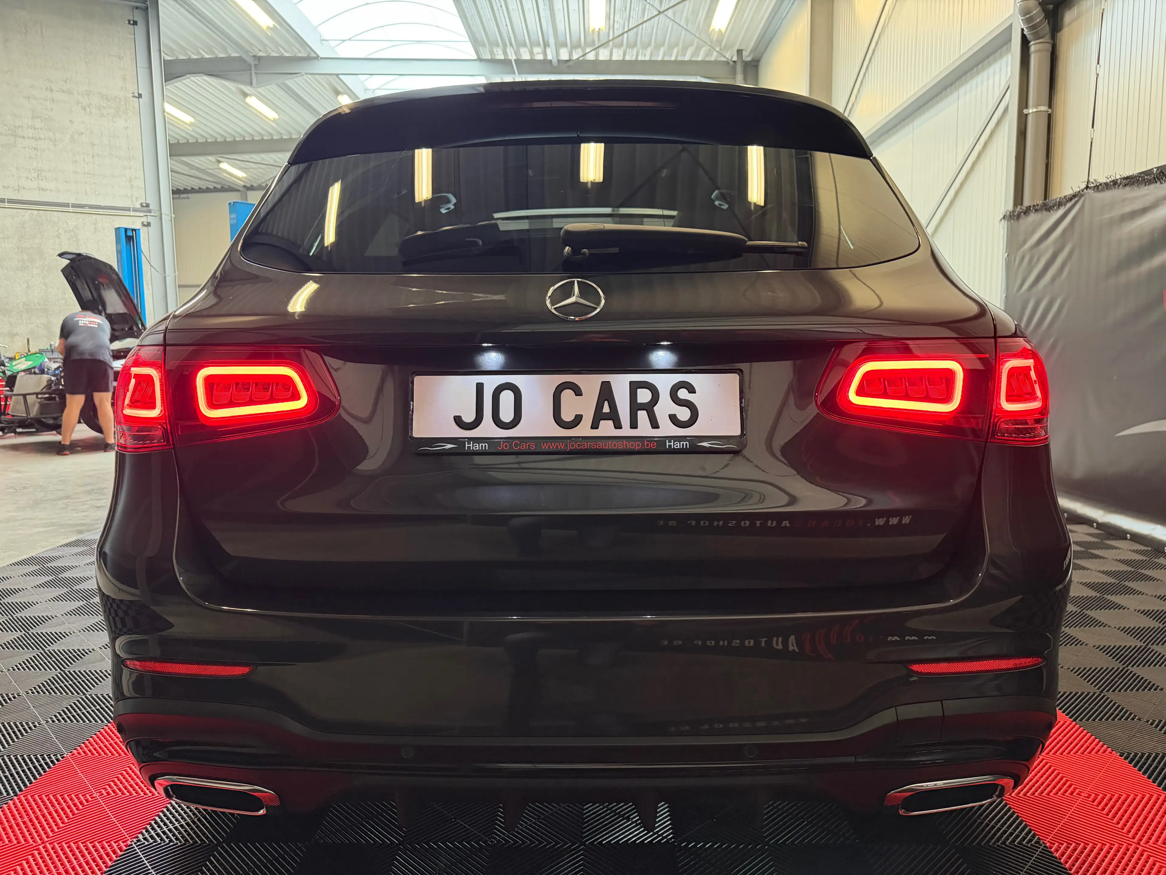 Mercedes-Benz GLC 200 /4-Matic/AMG Pack/Pano/Led/Ambi/Keyless/360°/Zv/Carplay/Topper!!! — photo 6