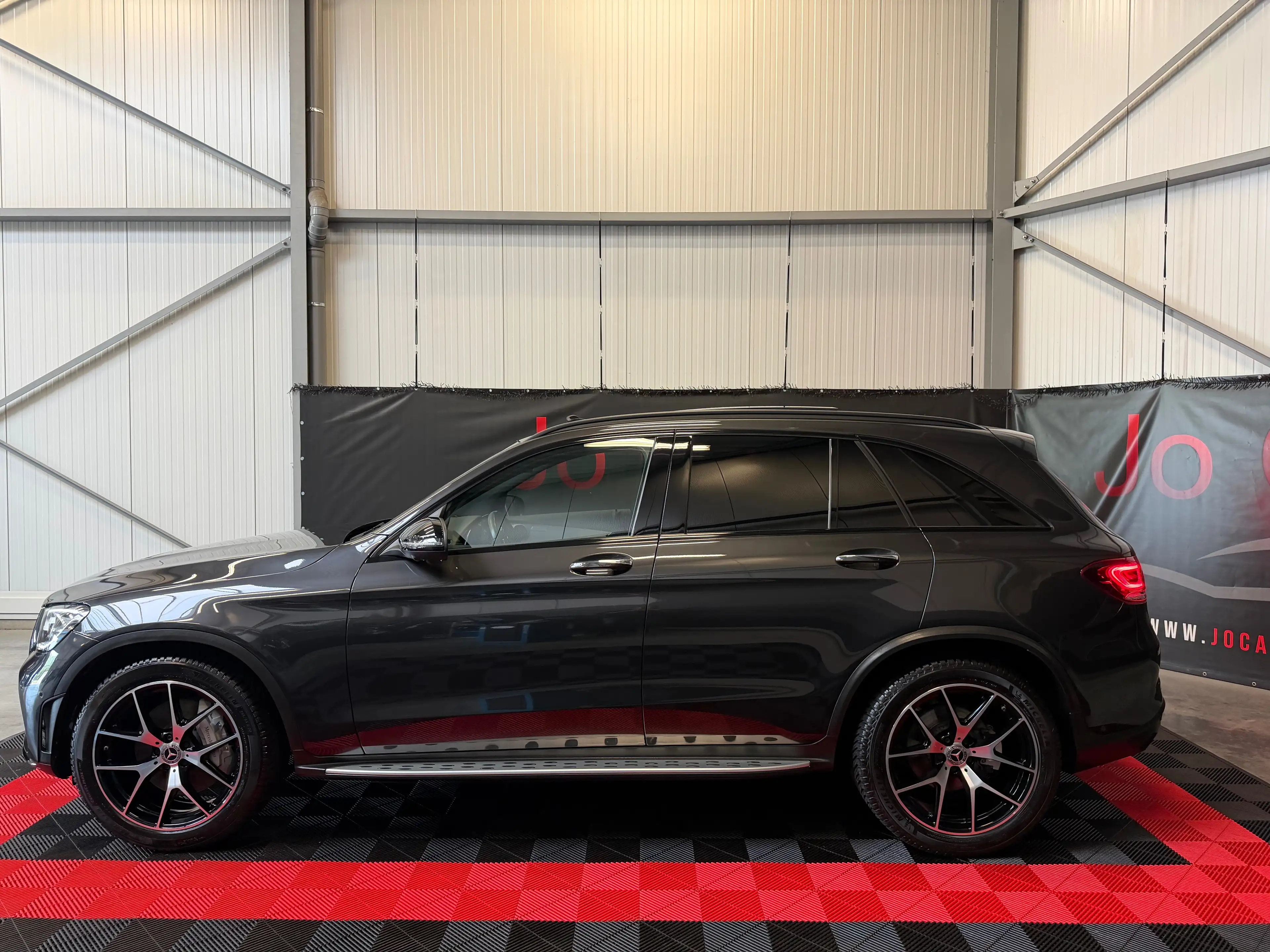 Mercedes-Benz GLC 200 /4-Matic/AMG Pack/Pano/Led/Ambi/Keyless/360°/Zv/Carplay/Topper!!! — photo 3