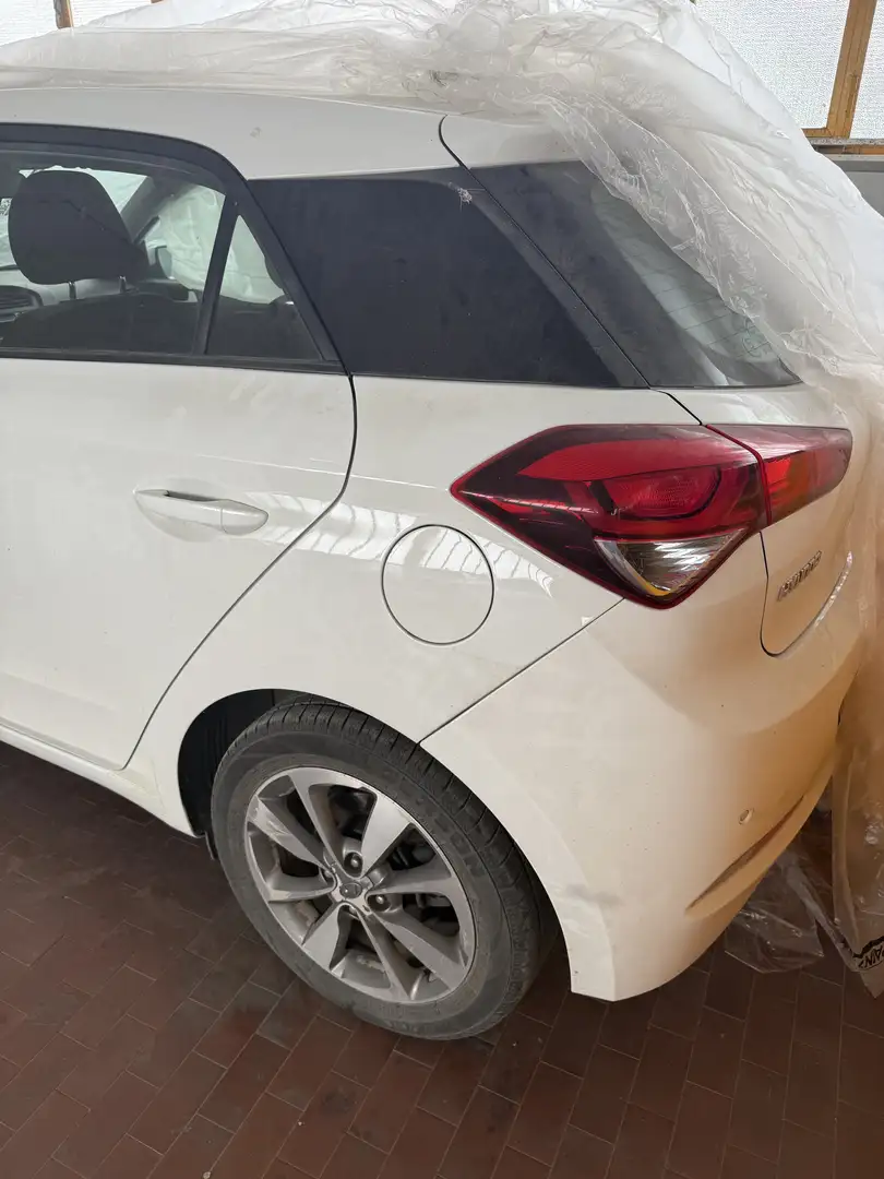 Hyundai i20 5p 1.4 crdi Comfort 90cv - 2