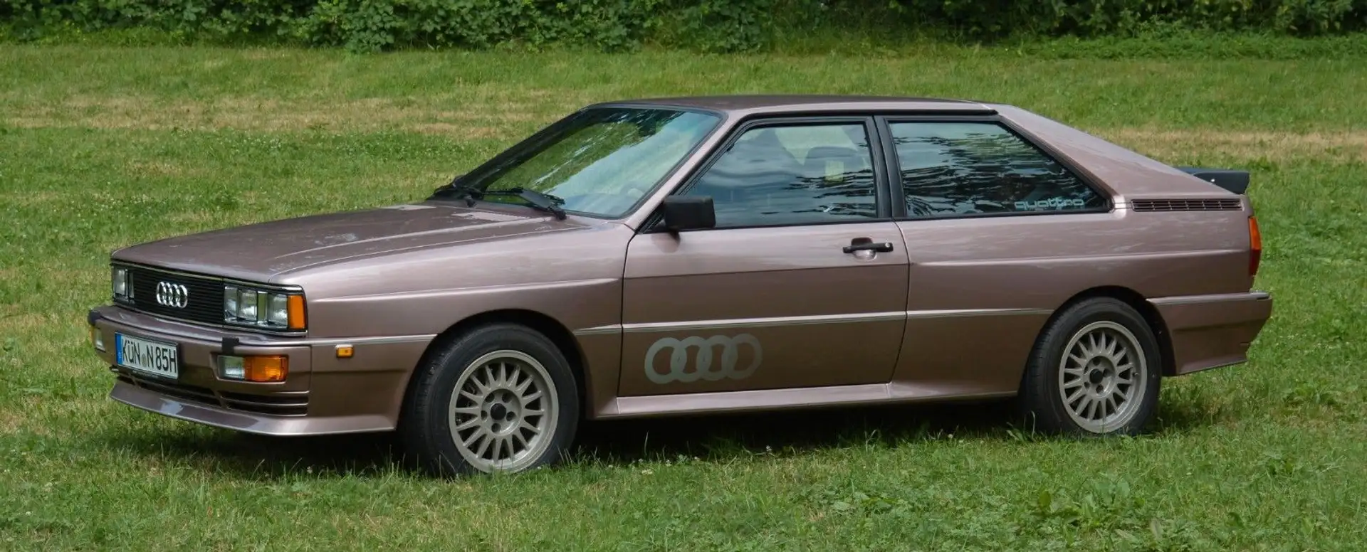 Audi QUATTRO Urquattro Burdeos - 1
