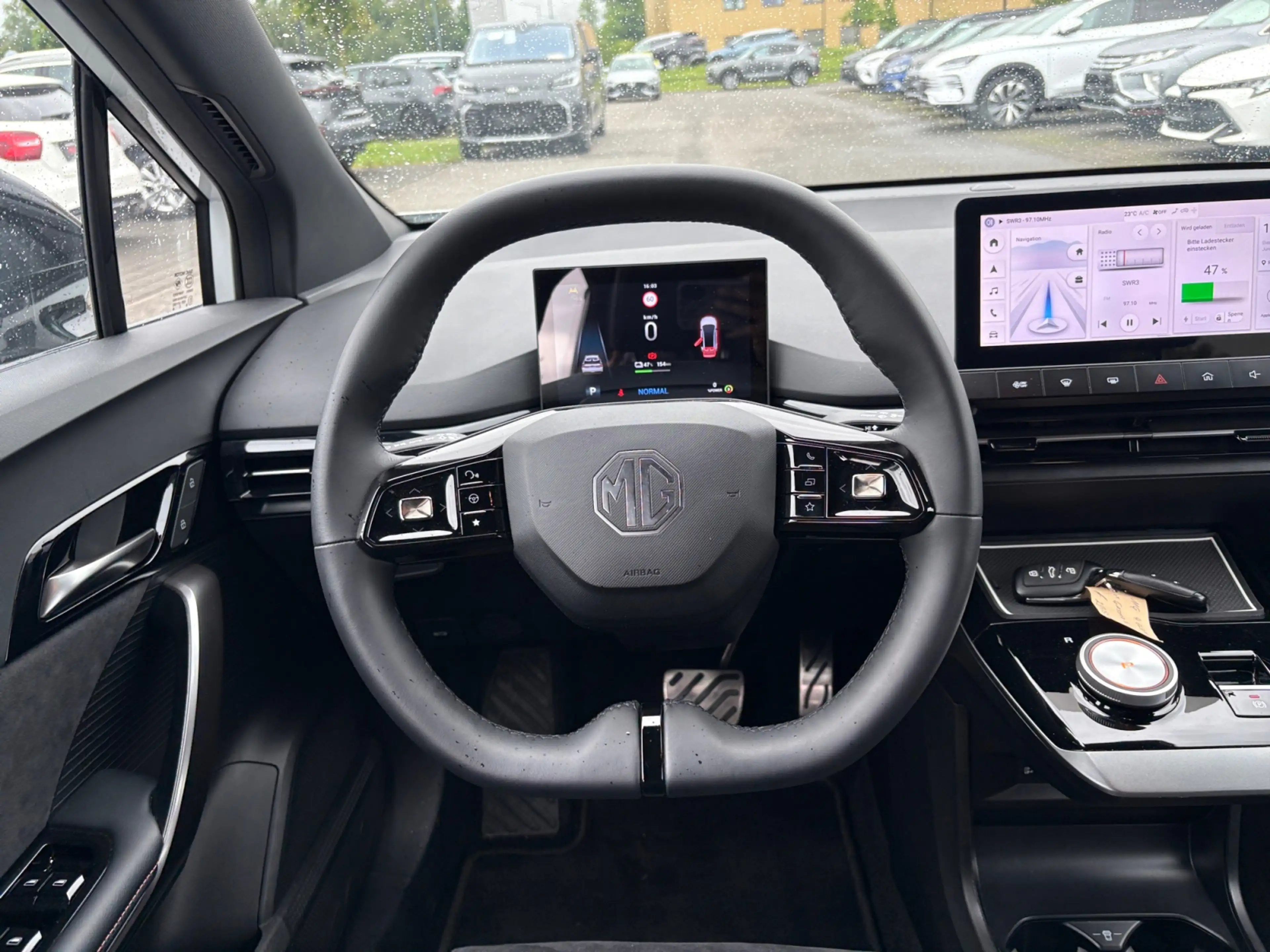 MG MG4 EV 64 kWh XPower — photo 11