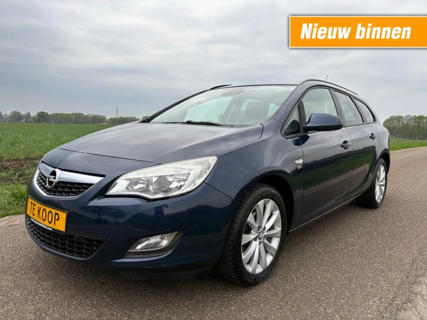 Opel Astra 1.4 150 JAAR EDITIE / AIRCO / CRUISE / LEDER / VOL Azul - 1