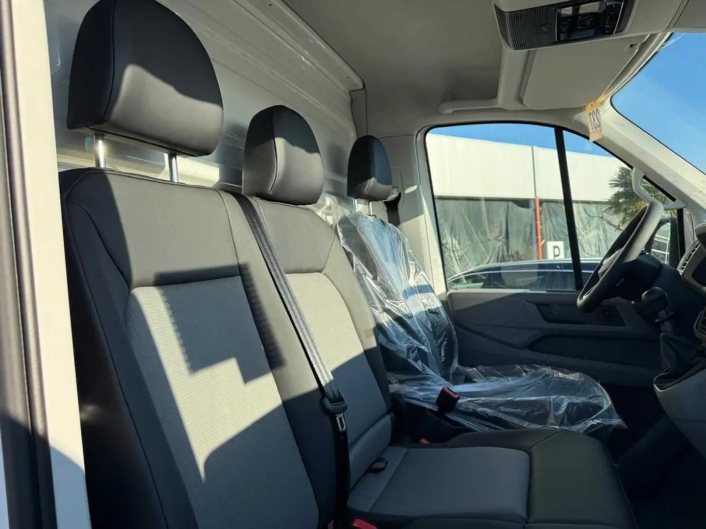 Volkswagen Crafter TEL CS 35 L4 2.0TDI 103kW MANUALE Weiß - 2