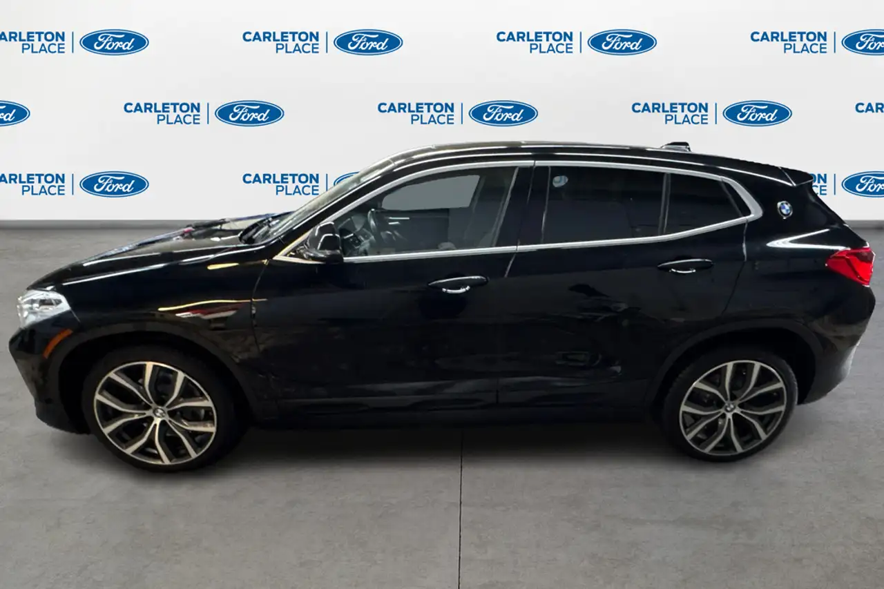 BMW X2 photo BMW X2