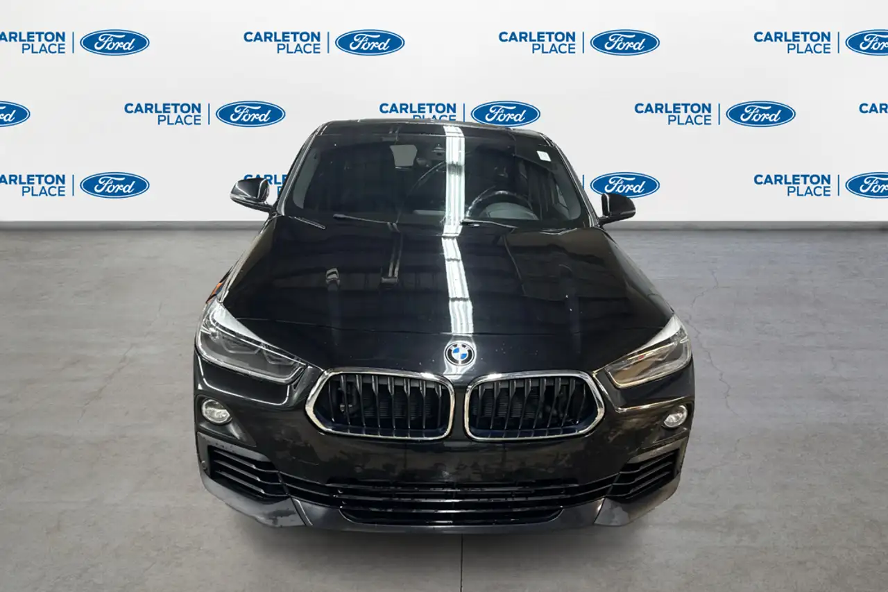 BMW X2 photo BMW X2