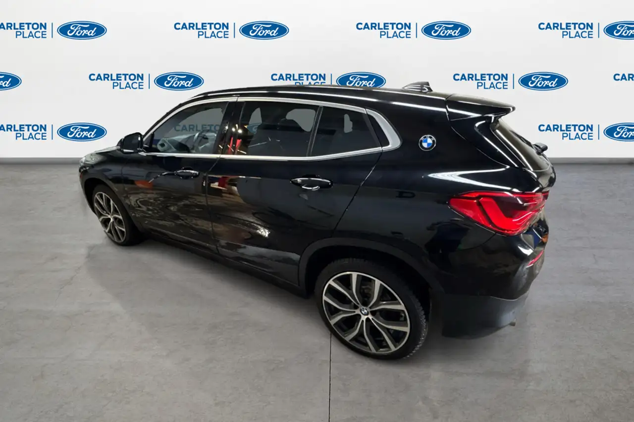 BMW X2 photo BMW X2