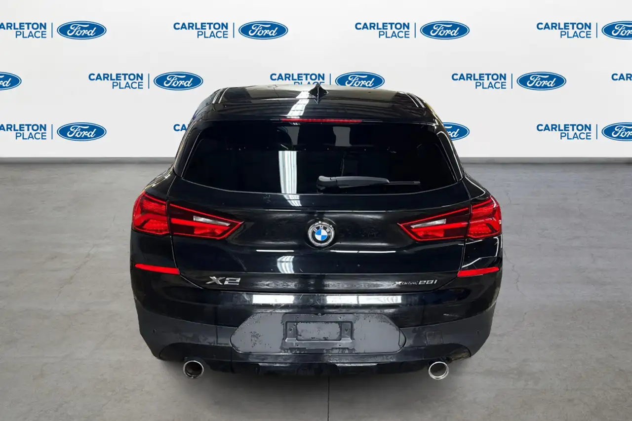 BMW X2 photo BMW X2