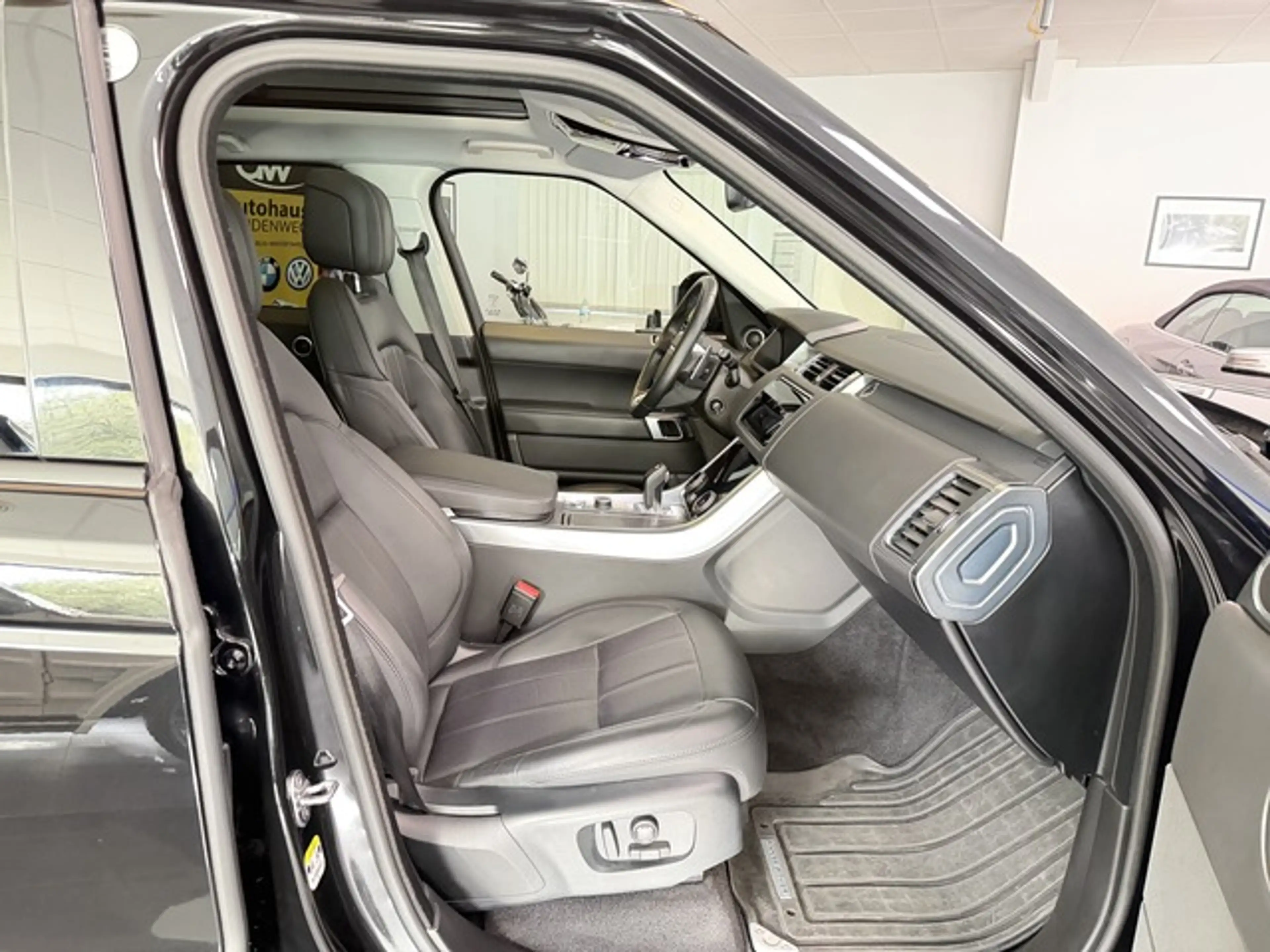 Land Rover Range Rover Sport SDV6 Autobio.Dynamic Pano Head — photo 8