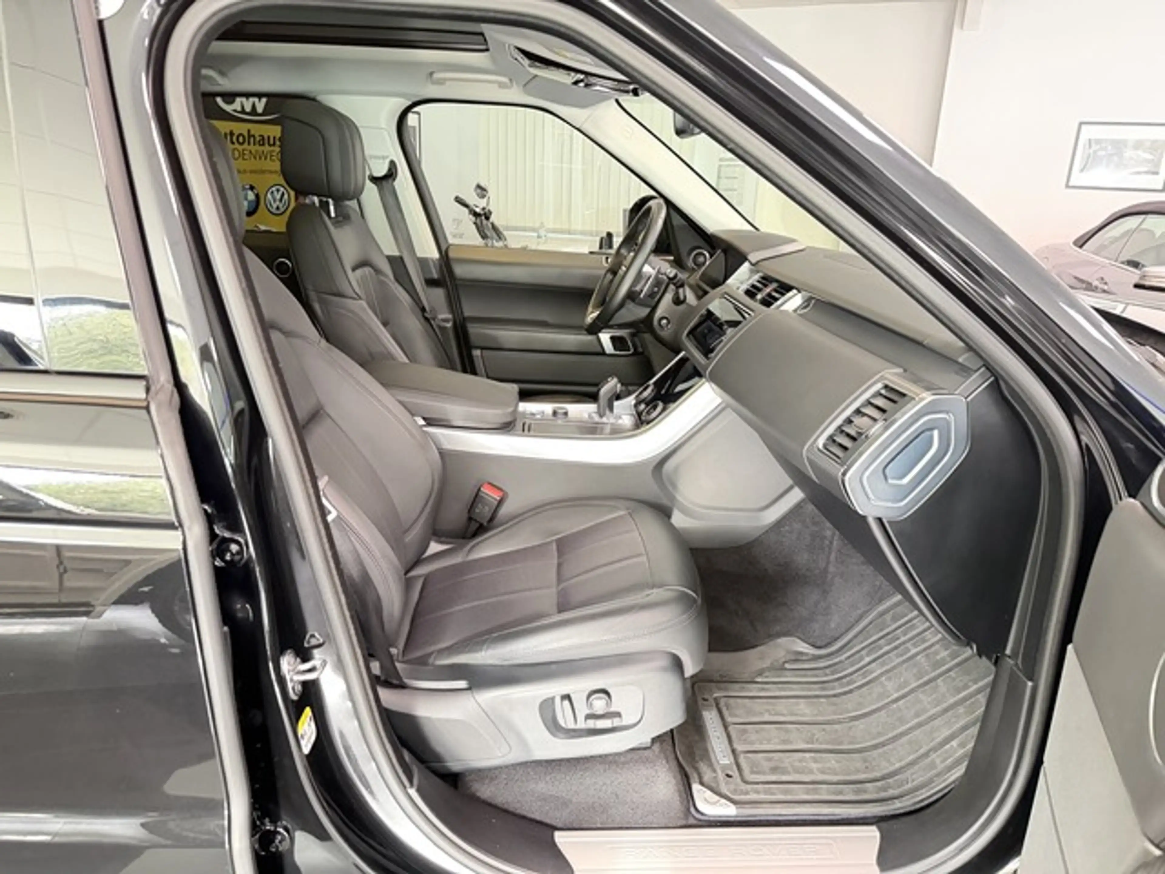 Land Rover Range Rover Sport SDV6 Autobio.Dynamic Pano Head — photo 9