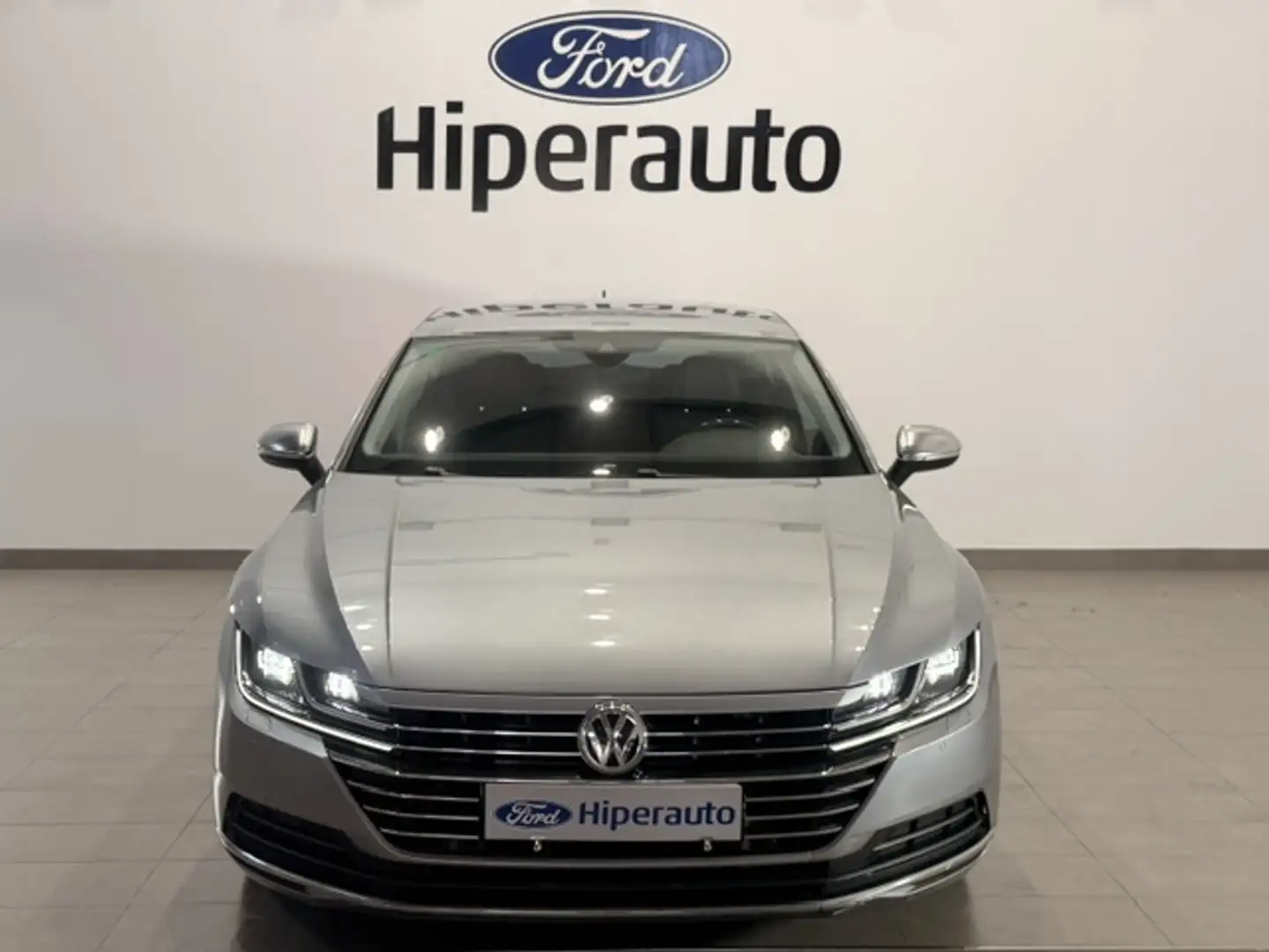 Volkswagen Arteon 2.0TDI Elegance DSG7 140kW Plateado - 2