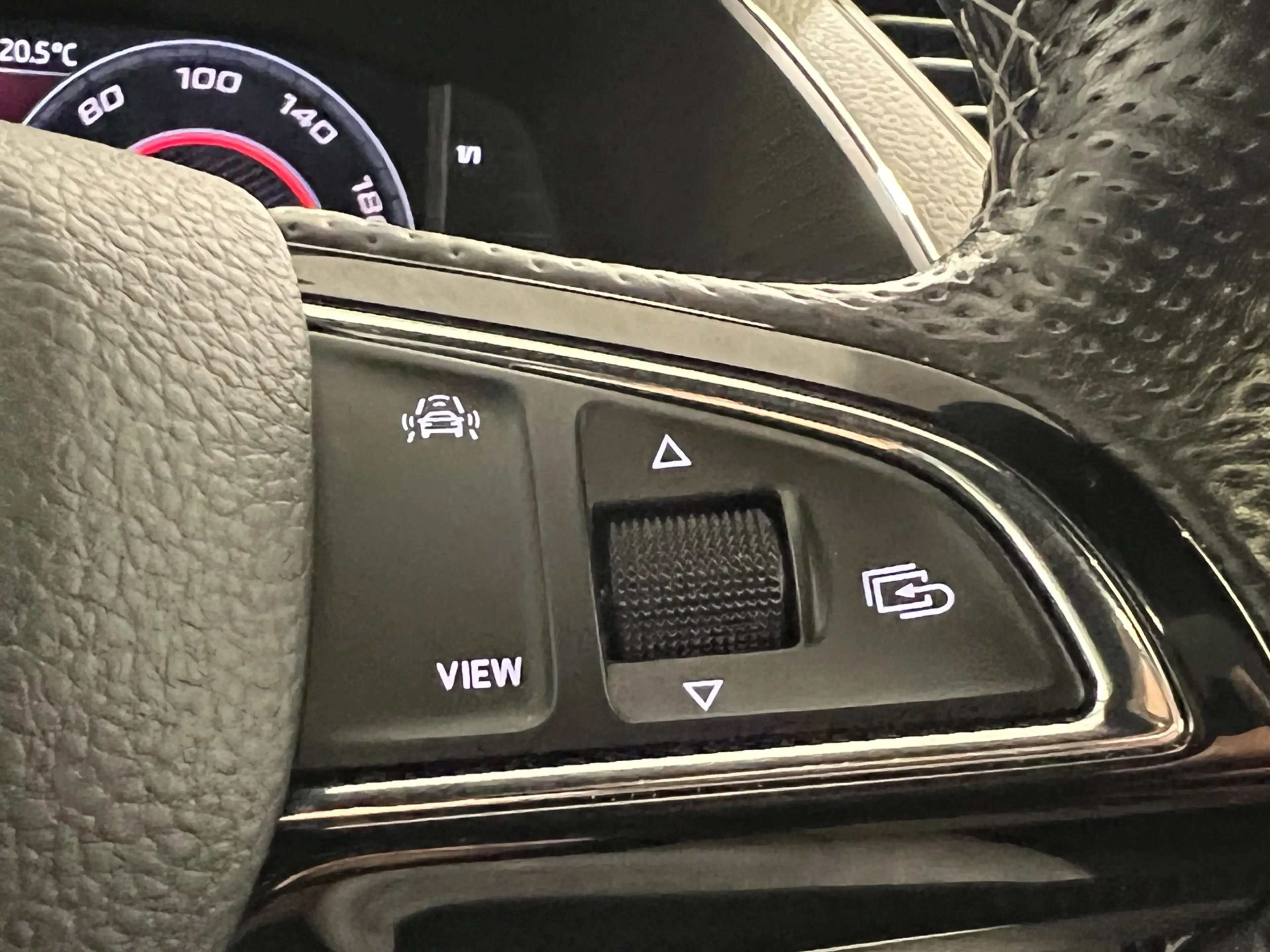 Skoda Superb Combi 2.0 TSI 4x4 Sportline Business | Navigatie/A — photo 32