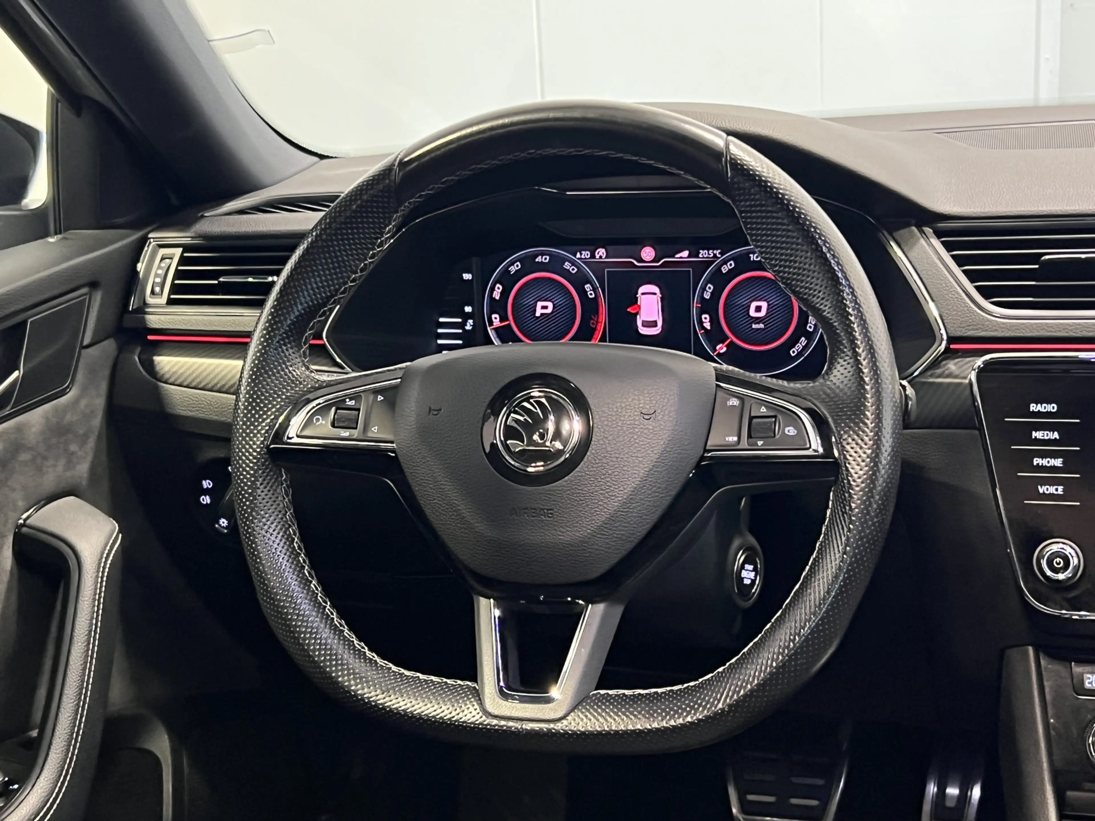 Skoda Superb Combi 2.0 TSI 4x4 Sportline Business | Navigatie/A — photo 30